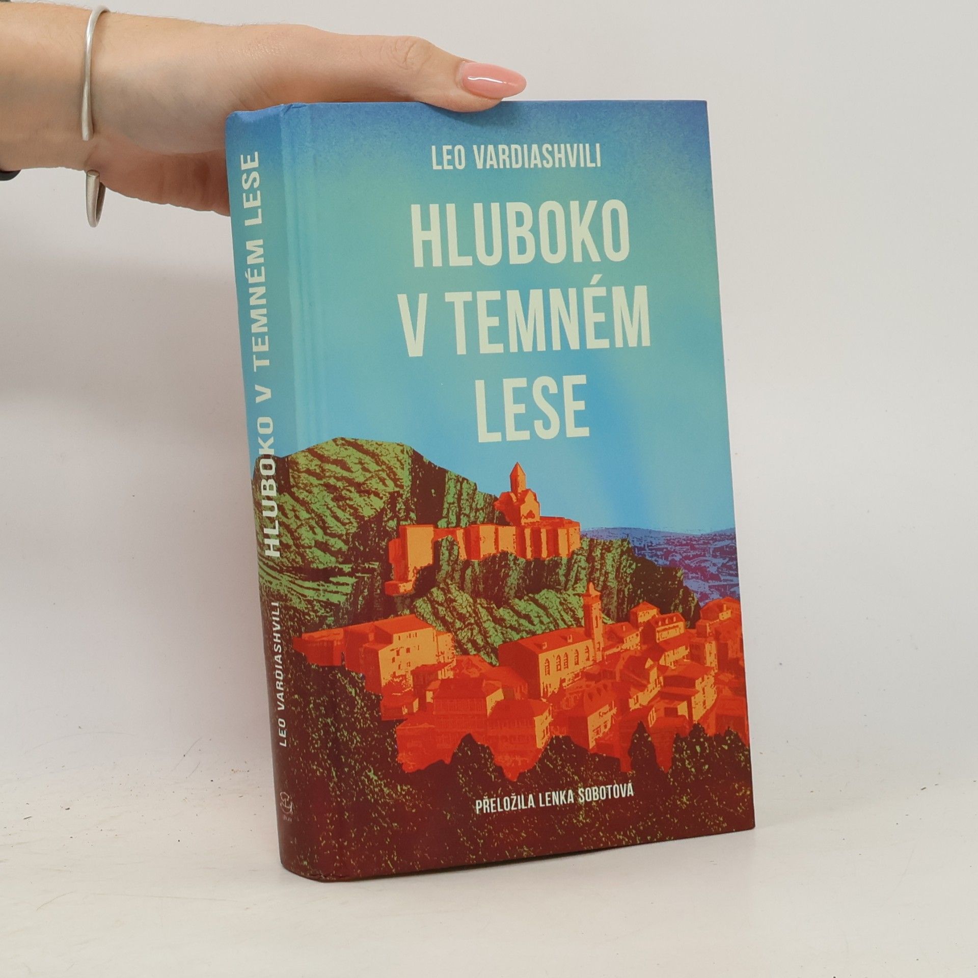 Leo Vardiashvili Hluboko v temném lese