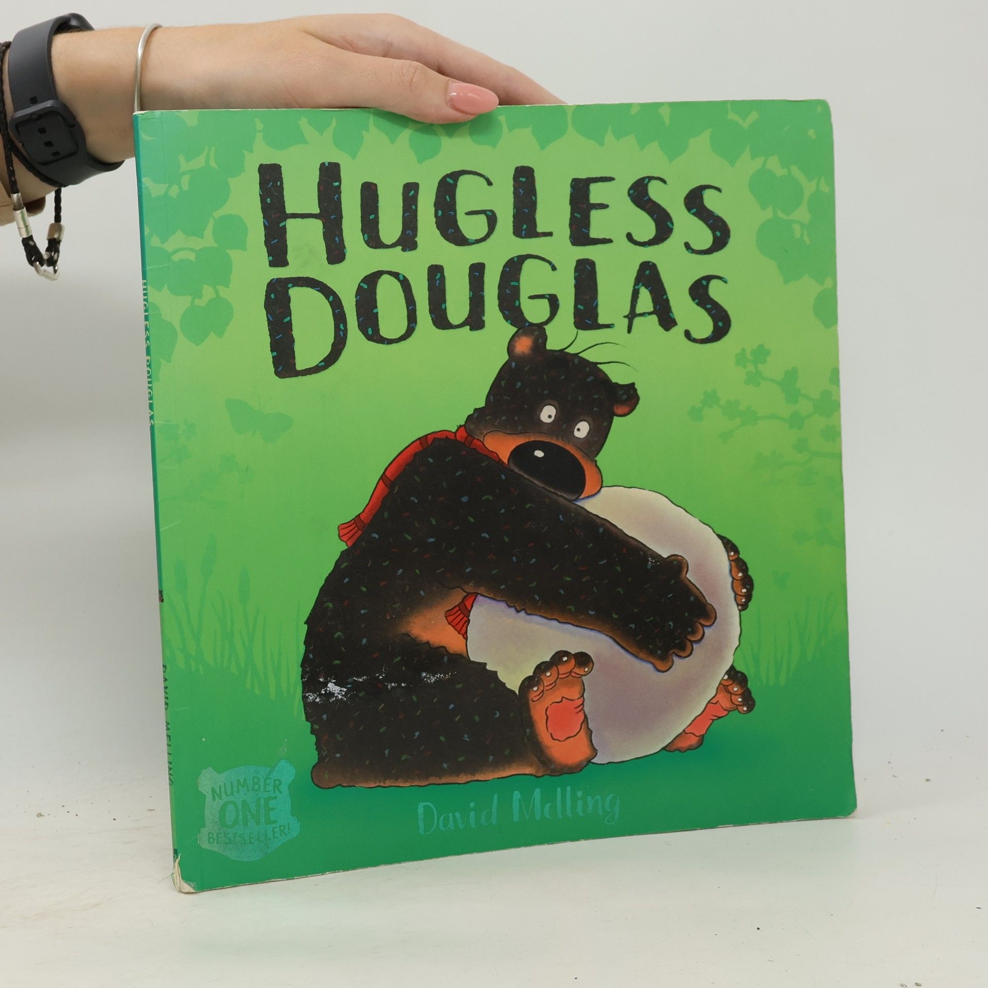 David Melling Hugless Douglas. Wer knuffelt mit Paulchen?, englische Ausgabe
