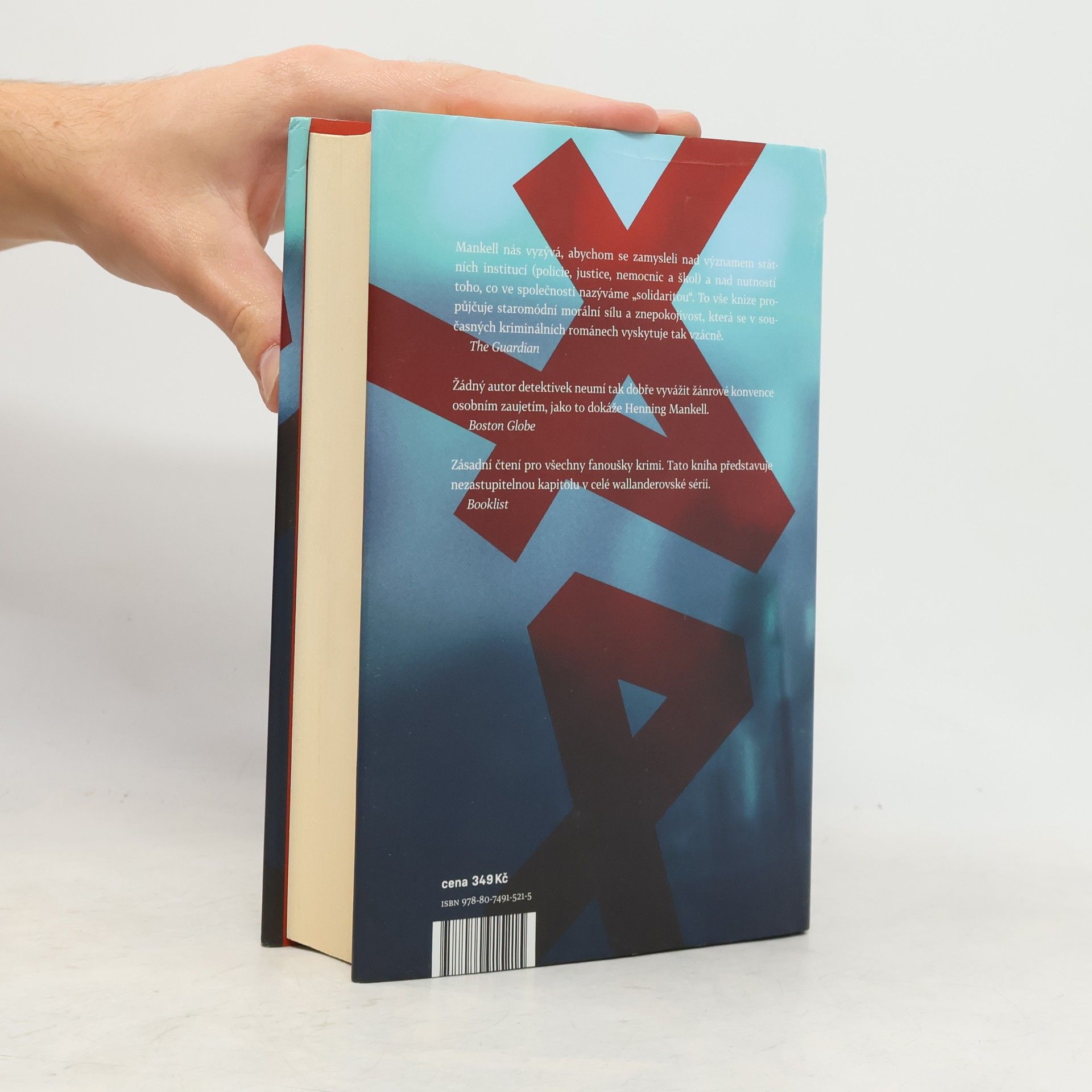 Henning Mankell Pyramida