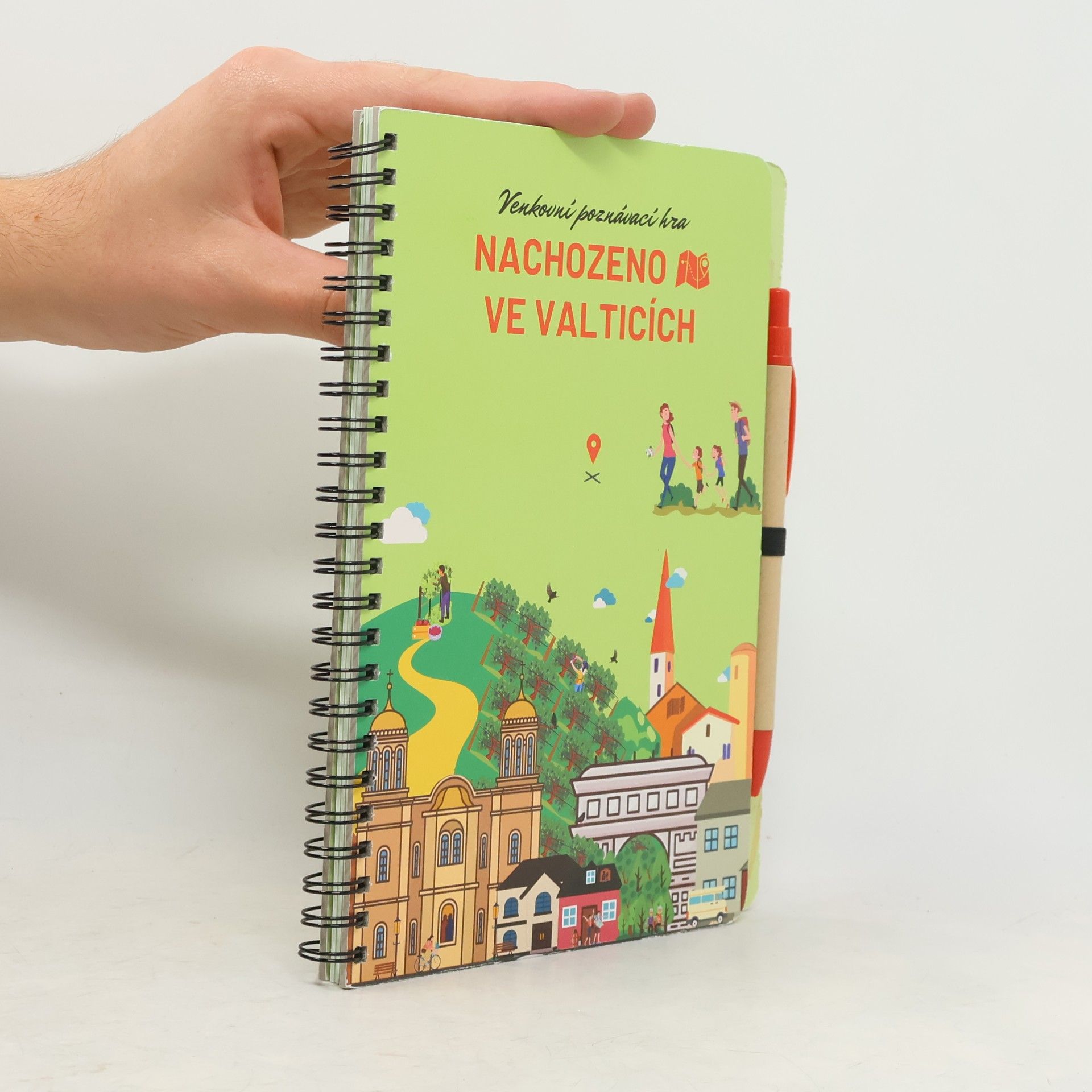kolektiv Venkovní poznávací hra. Nachozeno ve Valticích