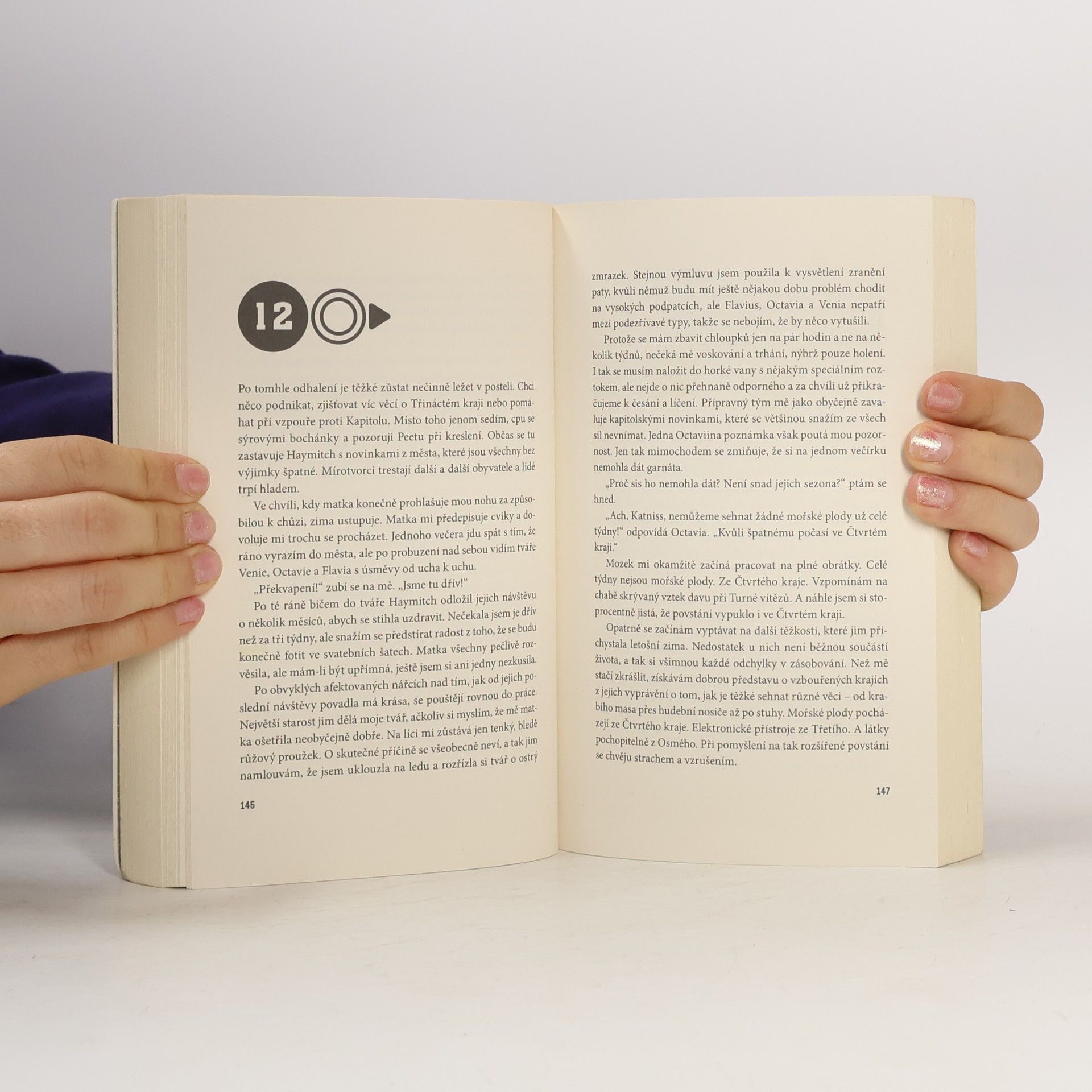 Suzanne Collins Hunger Games 1-3