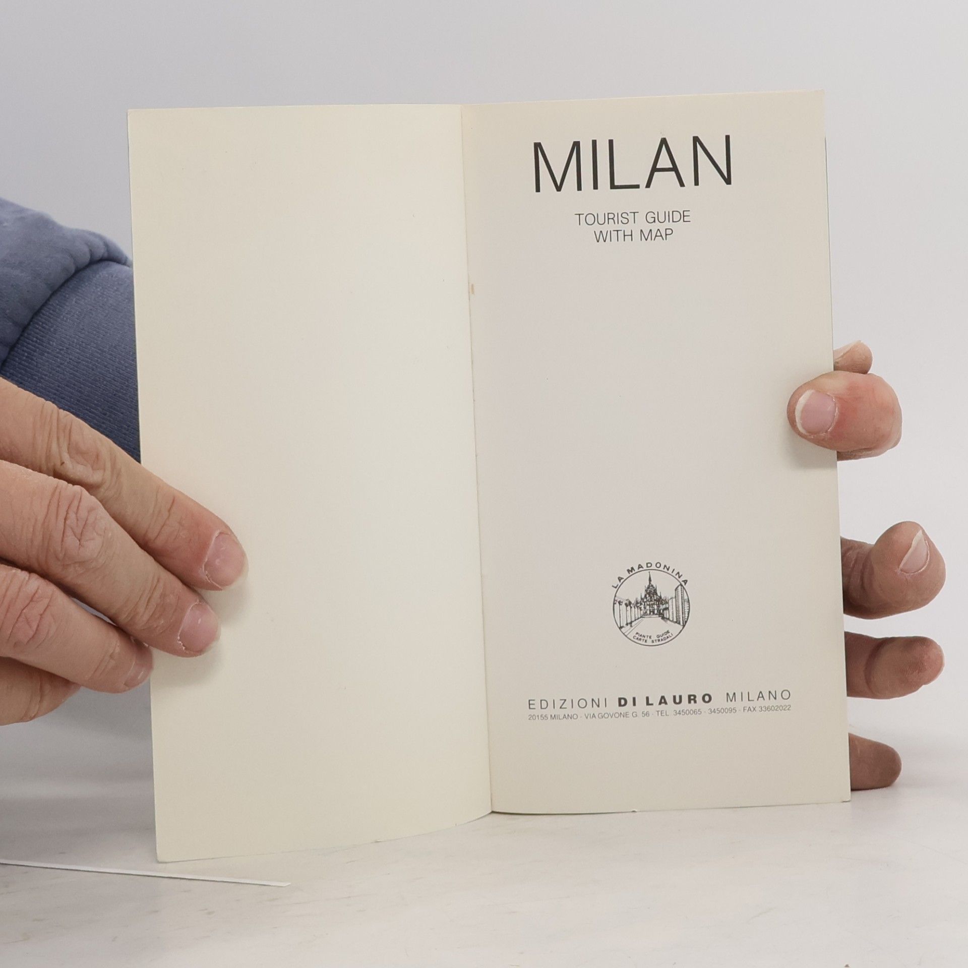 Milan Tourist Guide With Map