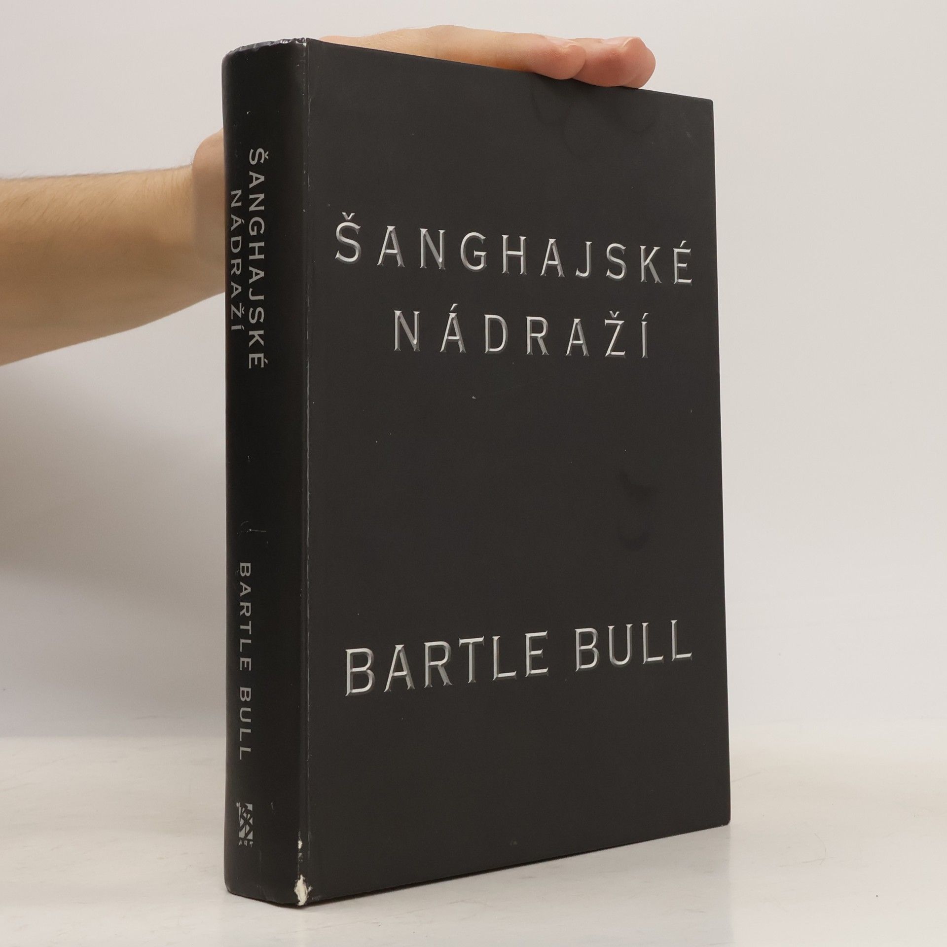 Bartle Bull Šanghajské nádraží