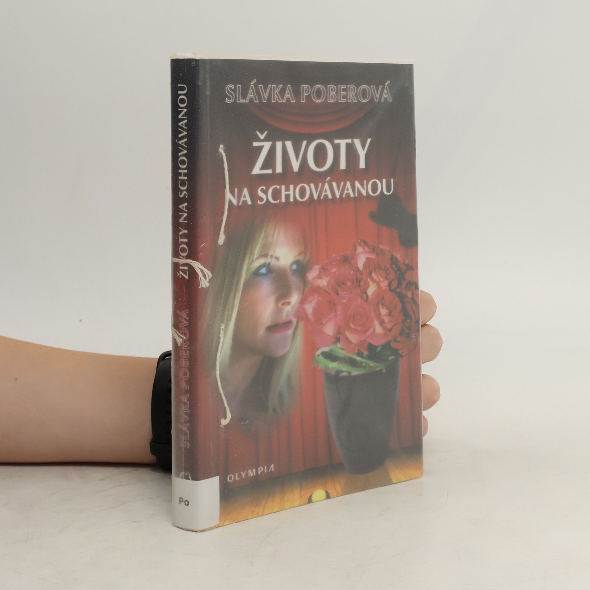 Životy na schovávanou