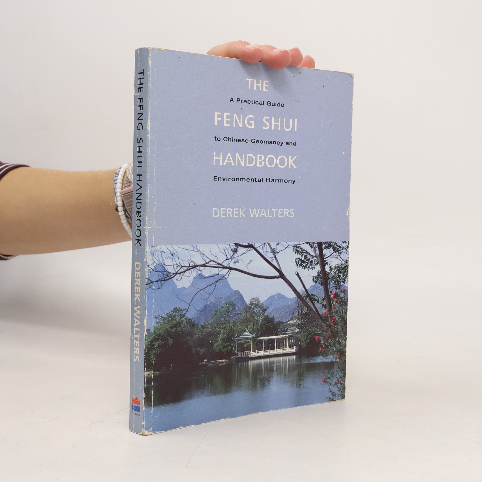 Derek Walters The Feng Shui Handbook