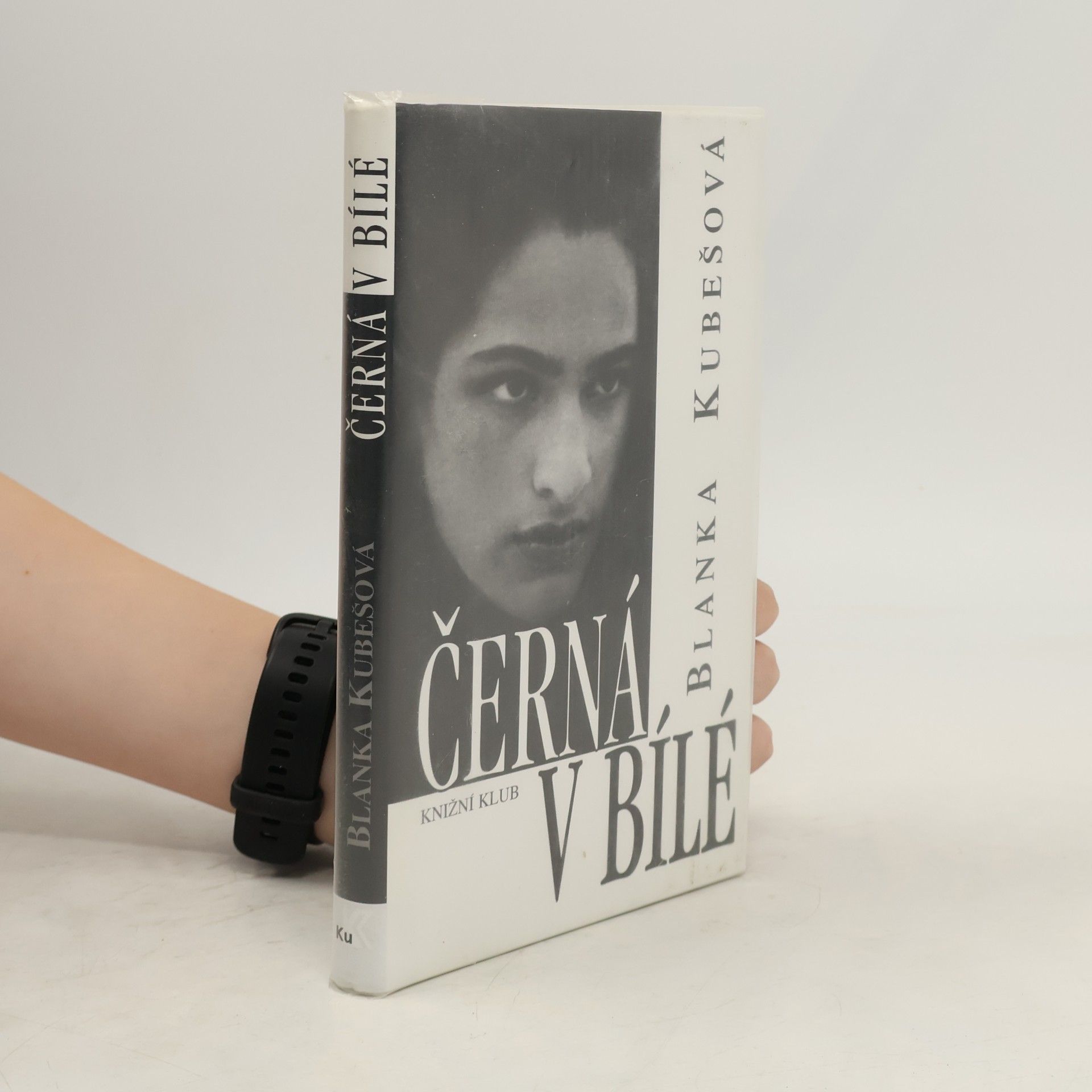 Černá v bílé : sonatina pro černé a bílé ruce