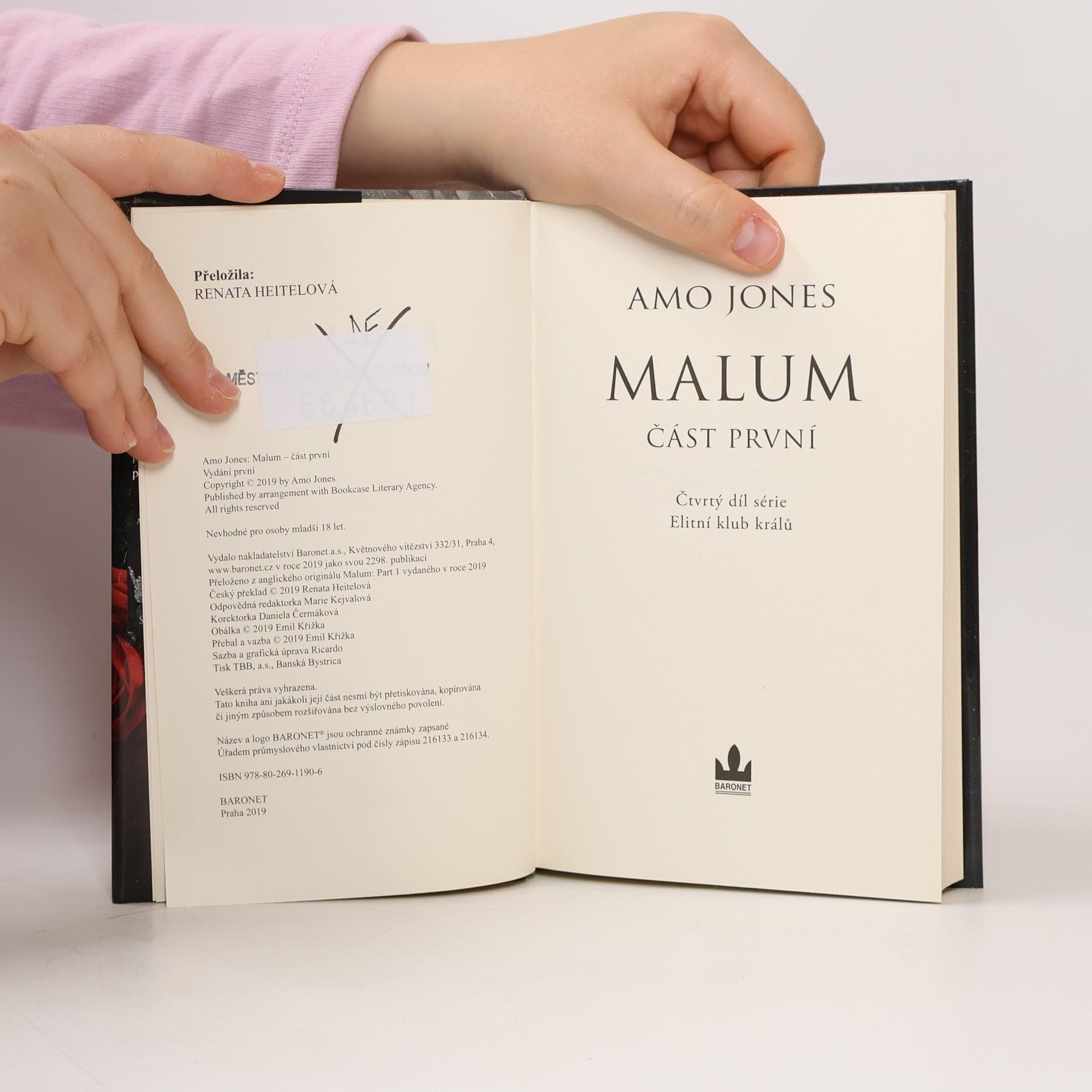 Amo Jones Malum – část první