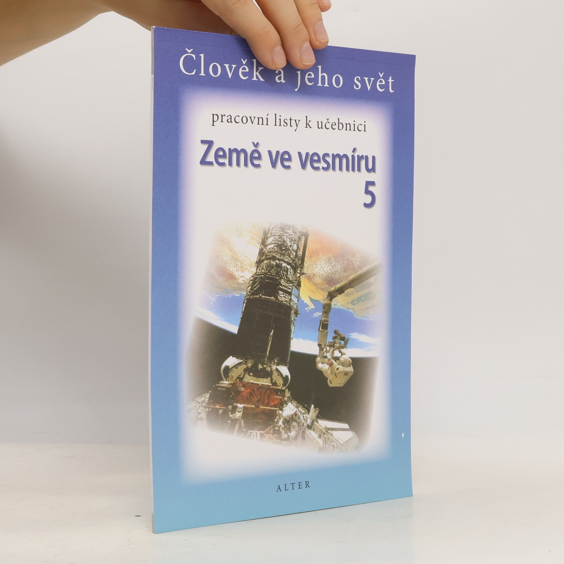 Země ve vesmíru 5