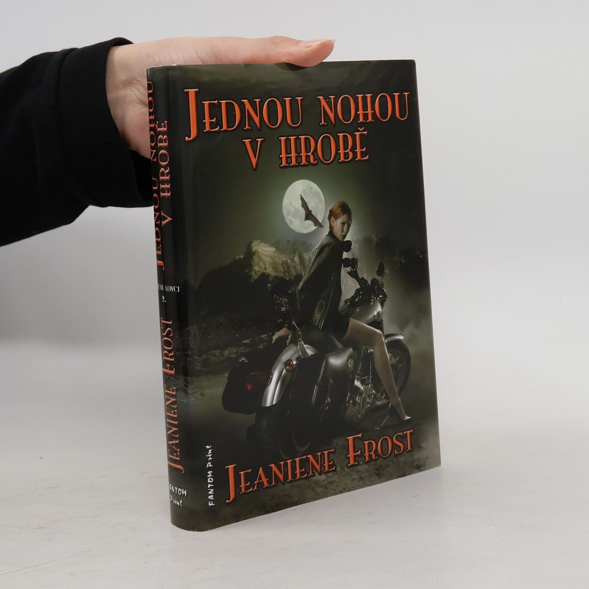 Jeaniene Frost Jednou nohou v hrobě