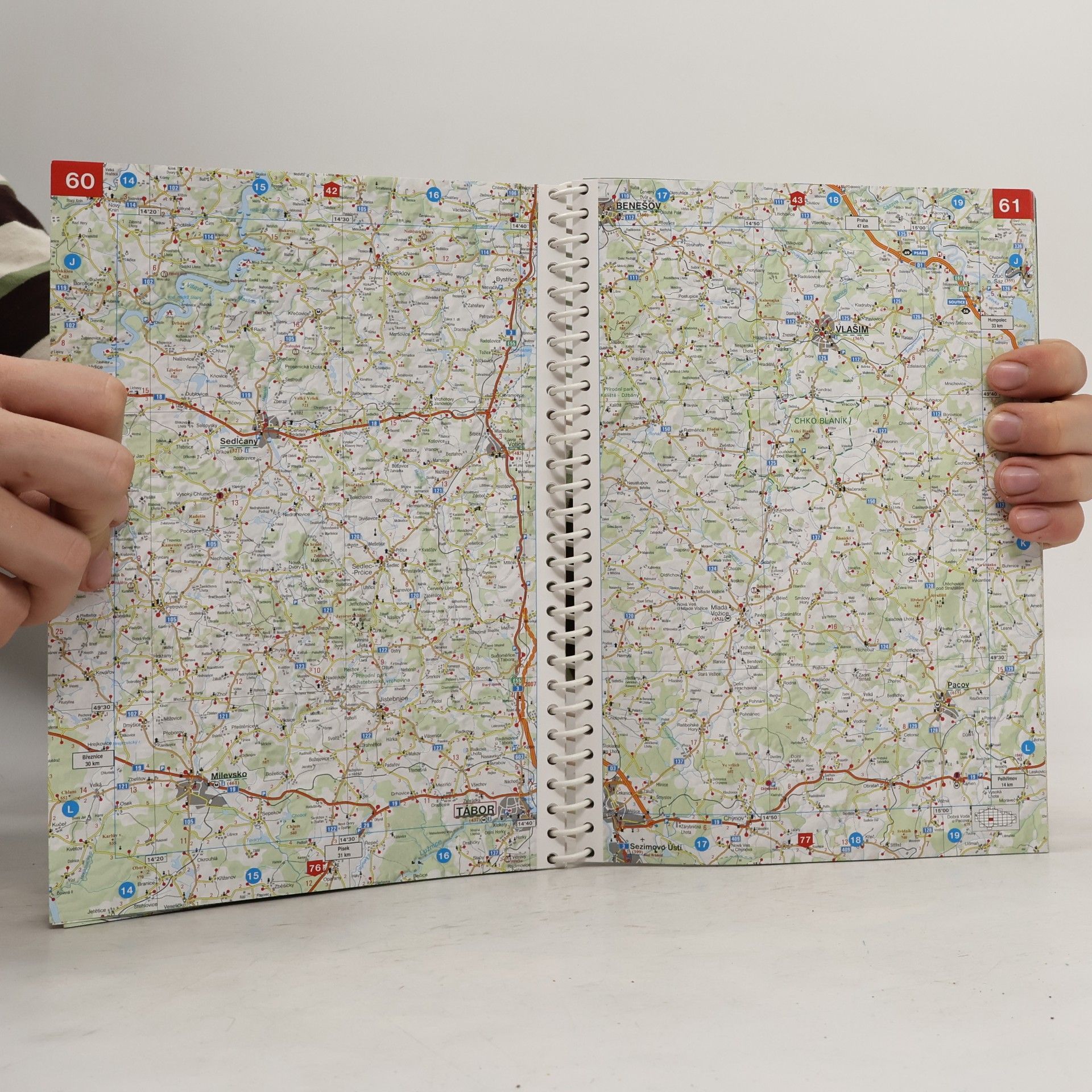 AA.VV. Česká republika. Autoatlas 1 : 200 000