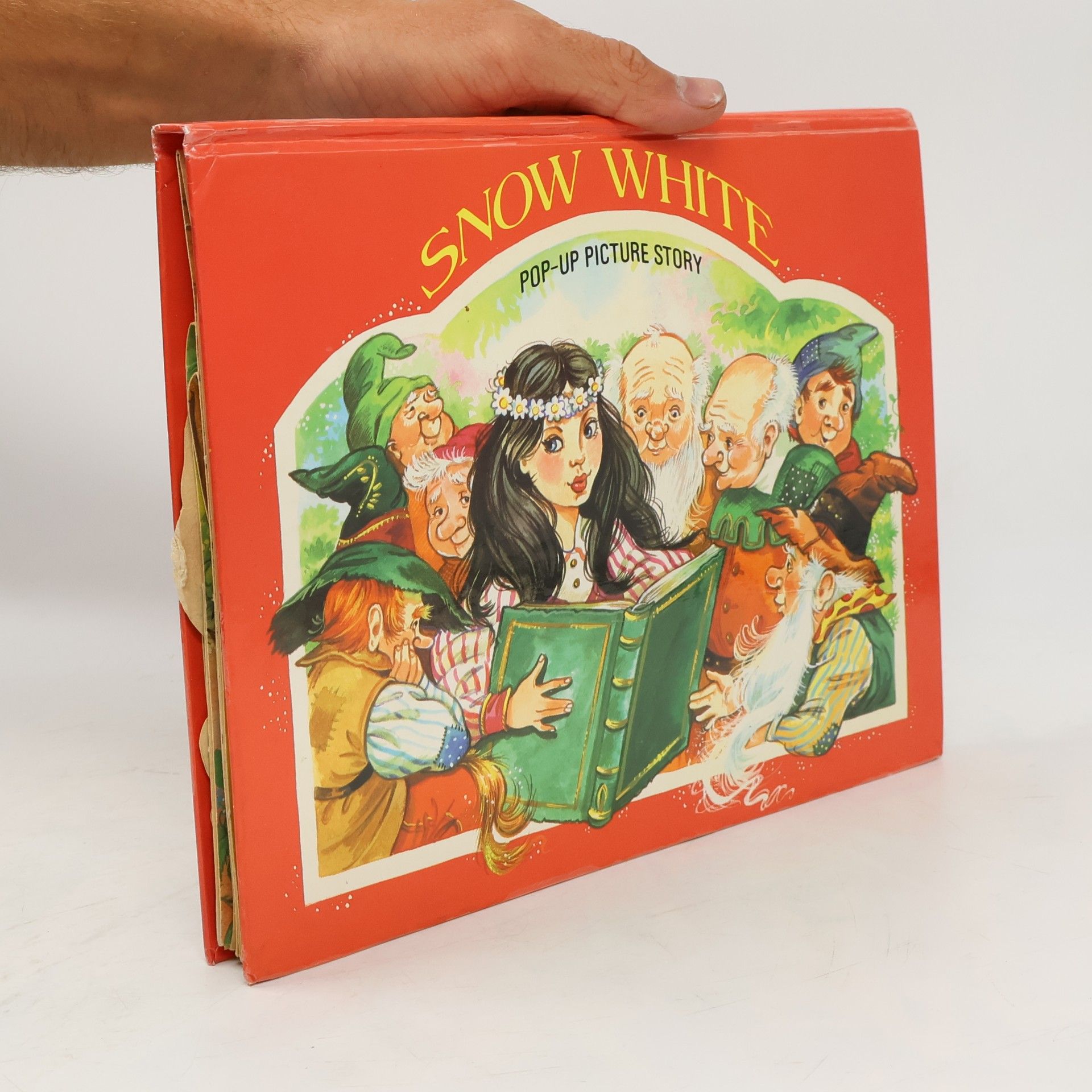 Snow White (pop-up leporelo)