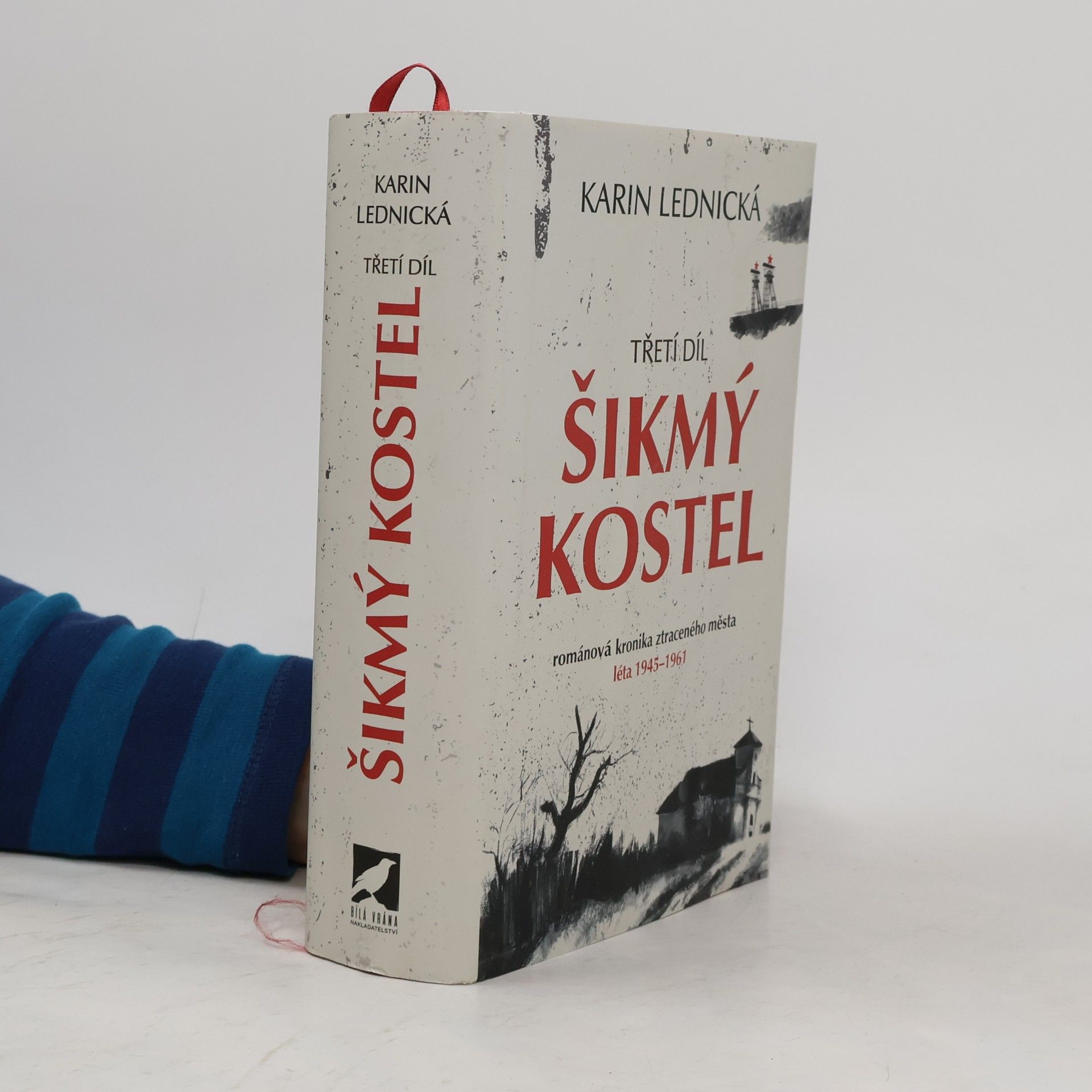 Karin Lednická Šikmý kostel 3