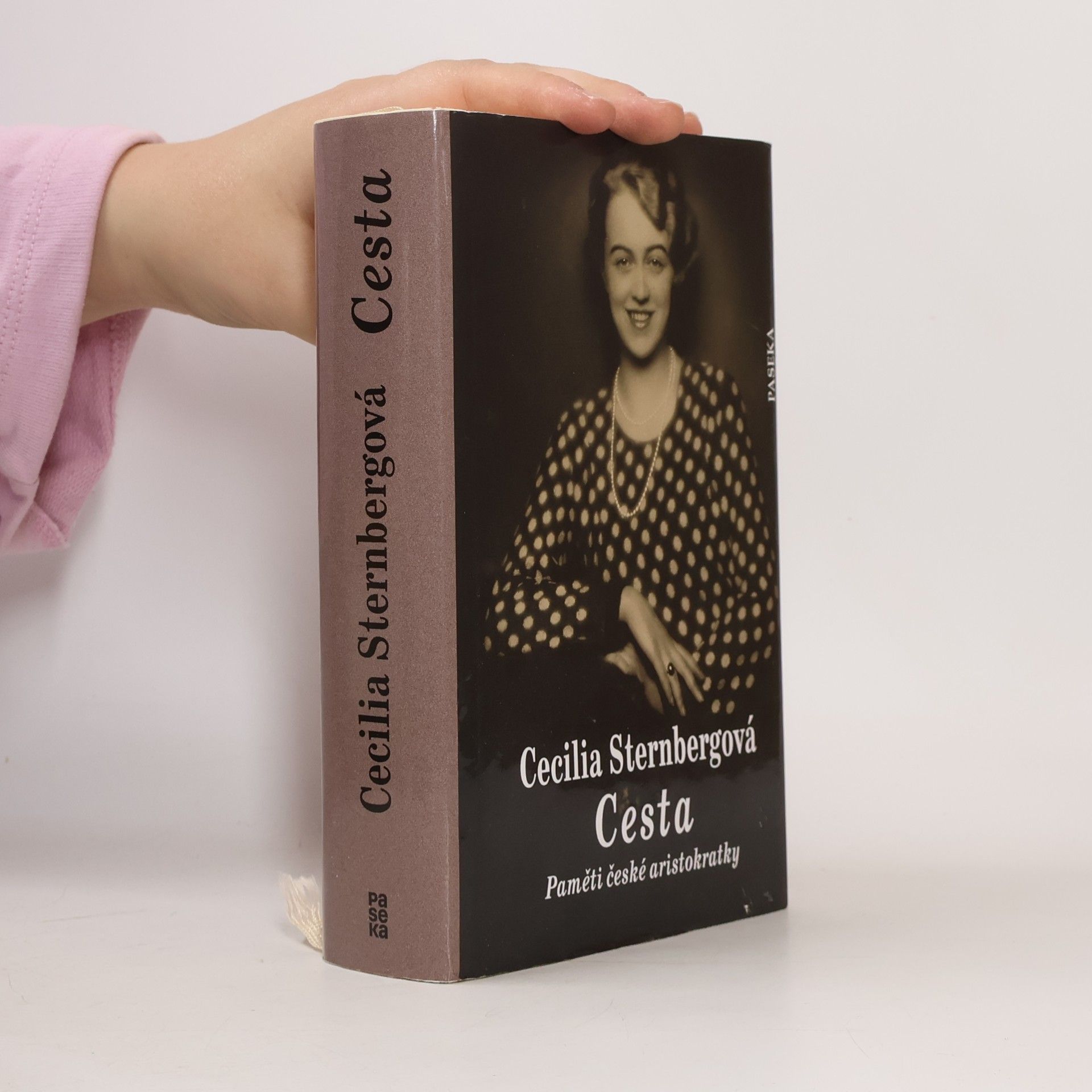 Cecilia Sternberg Cesta : paměti české aristokratky