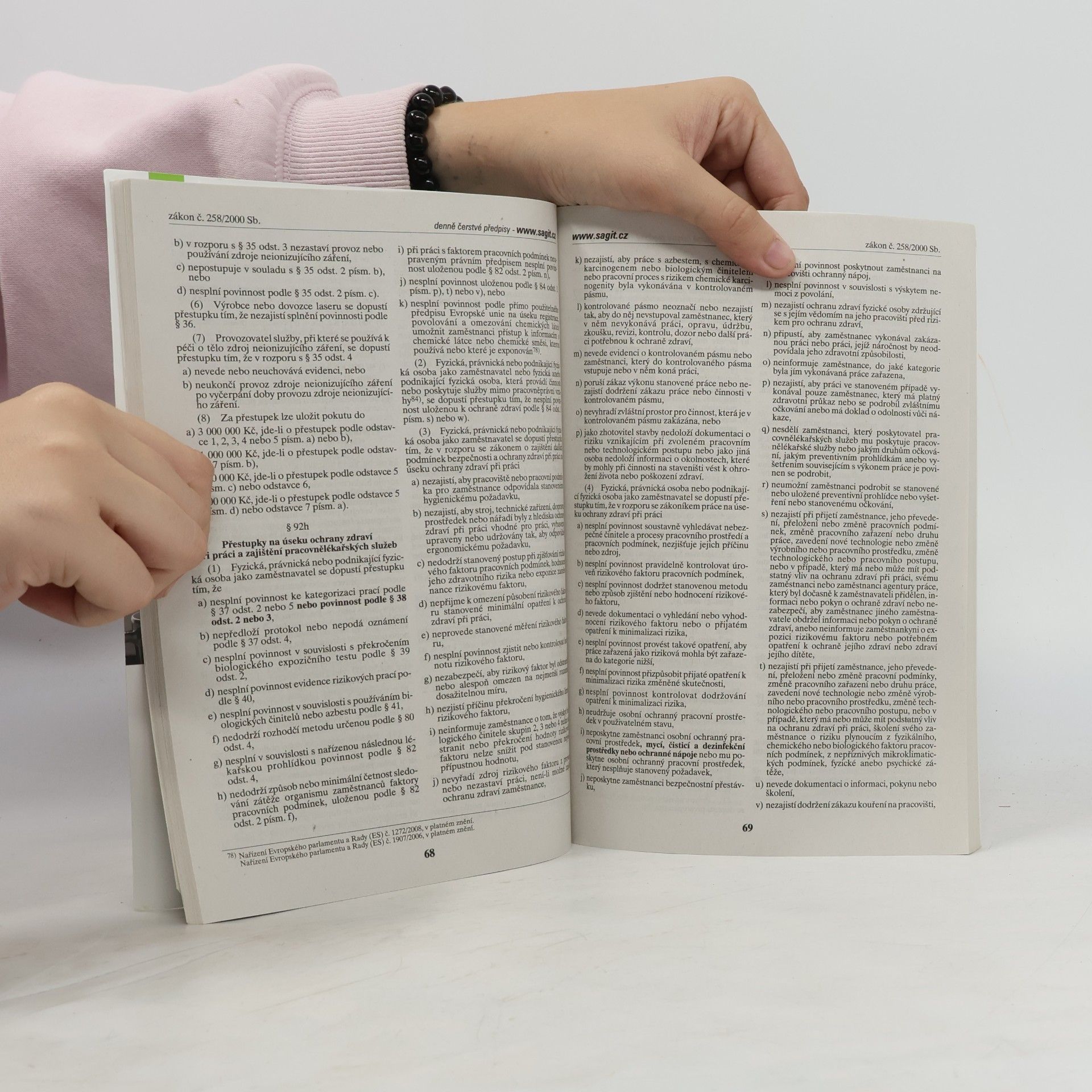 Kolektiv autorů Ochrana zdraví ; Ochrana veřejného zdraví ; Ochrana zdraví před škodlivými účinky návykových látek ; Náhrada újmy způsobené povinným očkováním