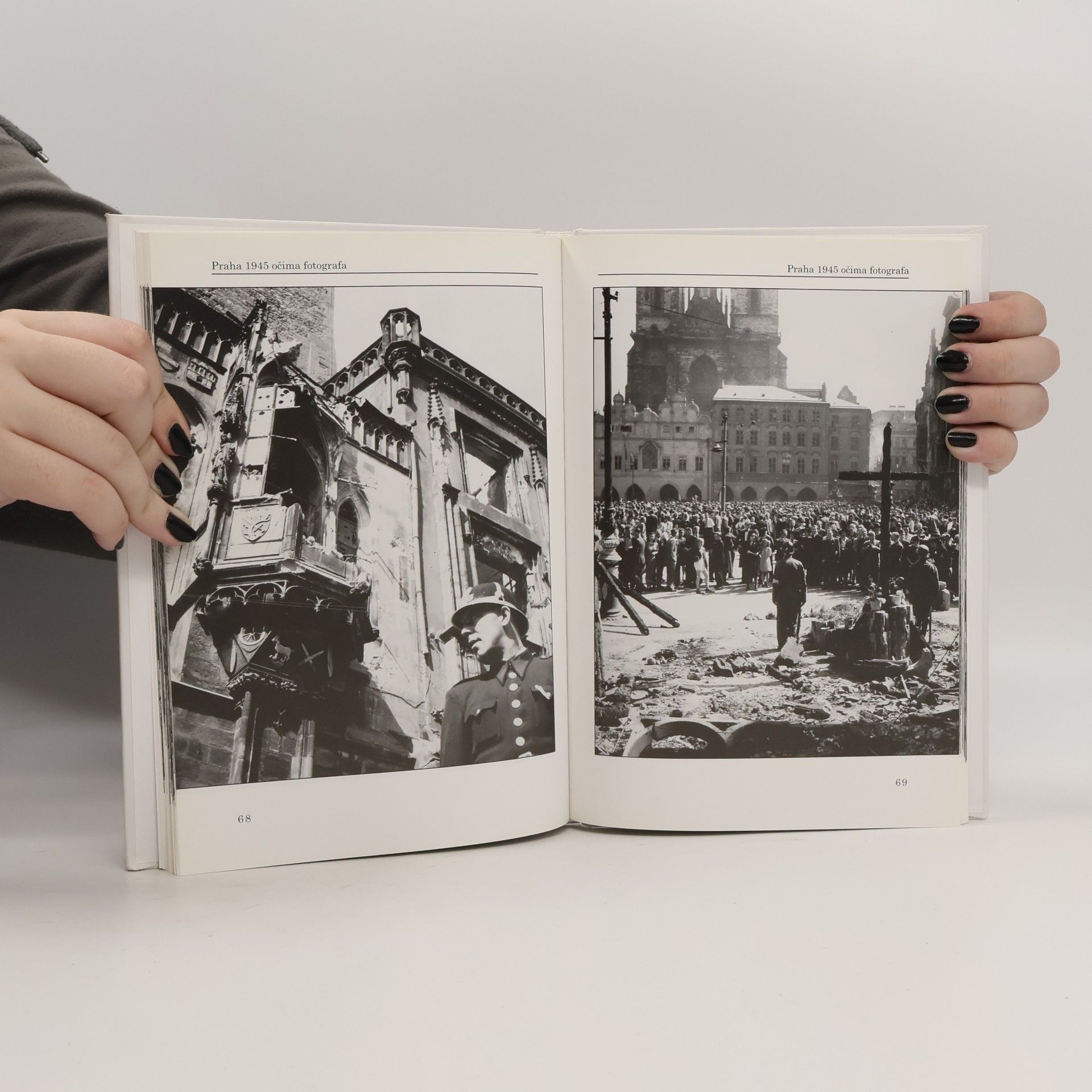 Josef Voříšek Praha 1945 : očima fotografa