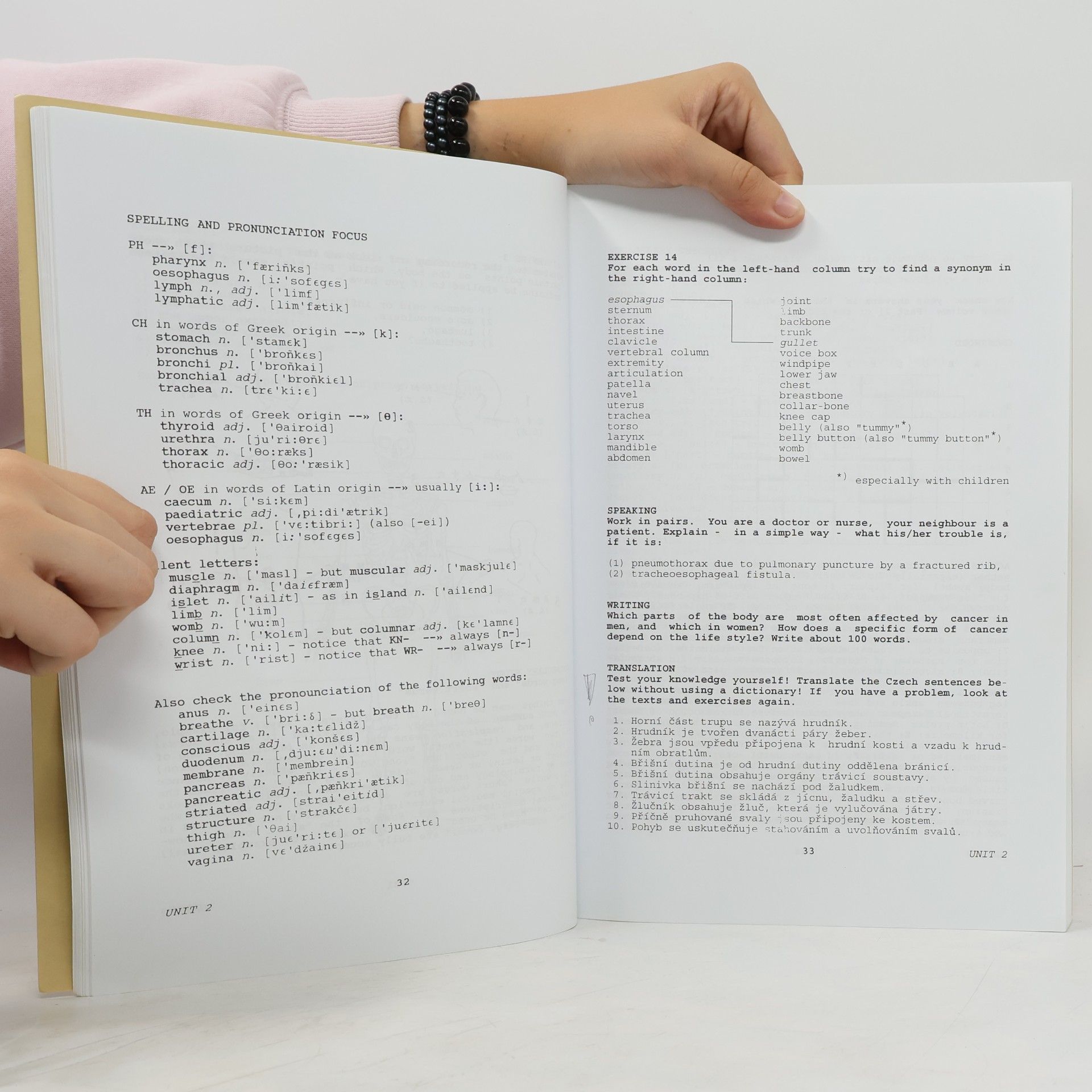 Stanislav Cita English for nursing and paramedical professions. Part 1, The basic course