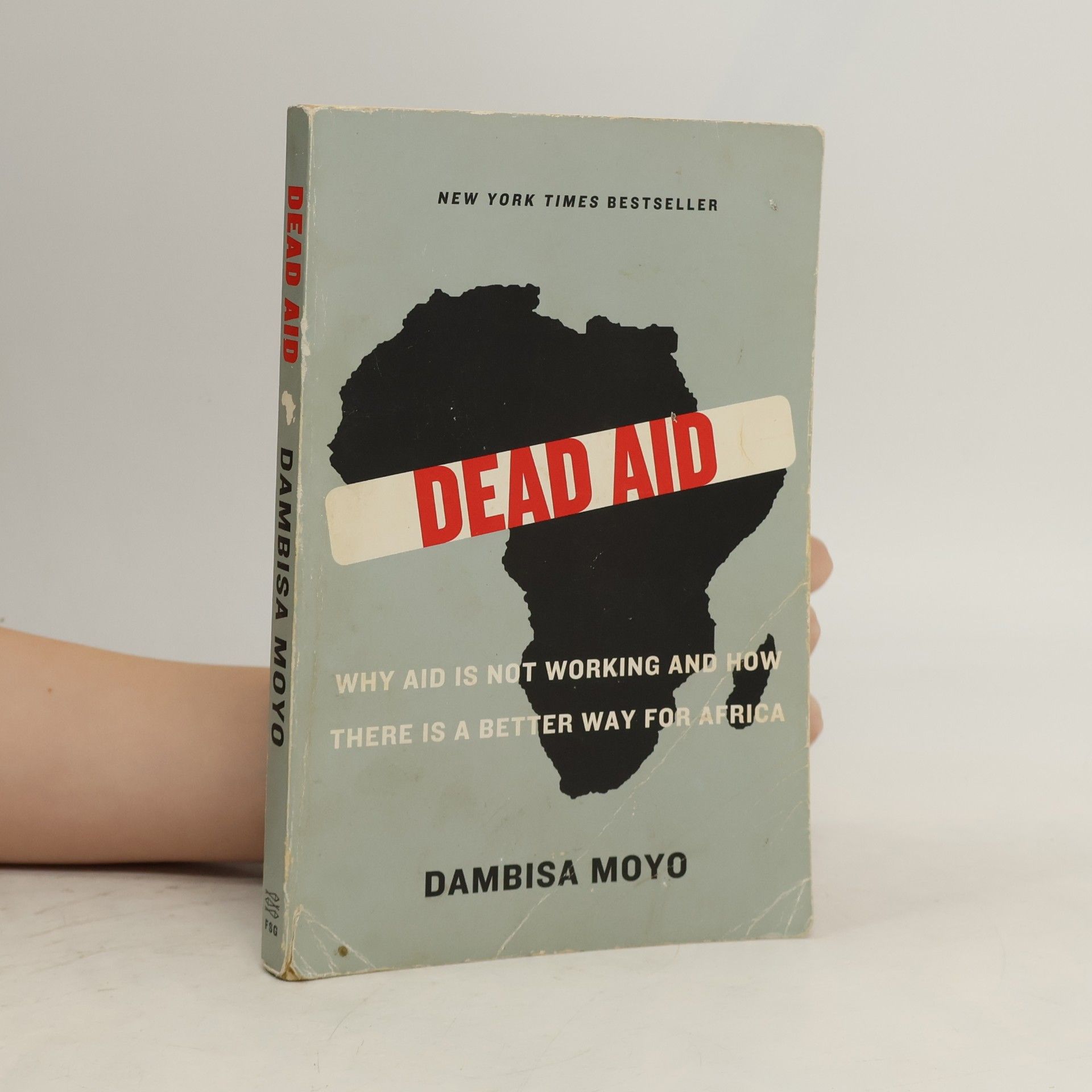 Dambisa Moyo DEAD AID