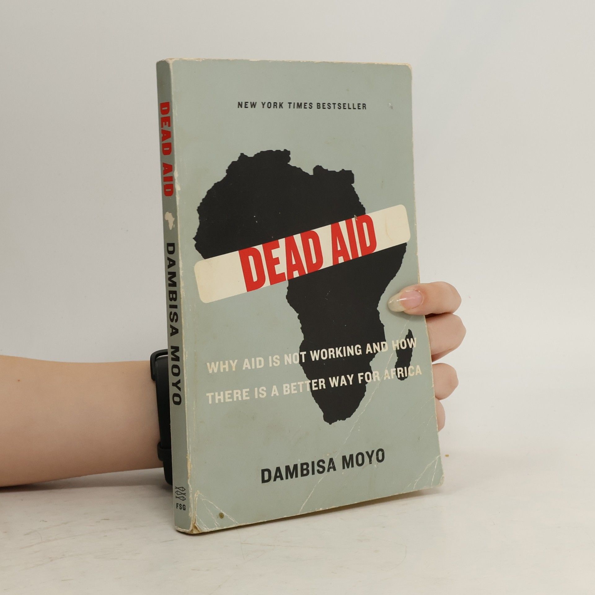 Dambisa Moyo DEAD AID