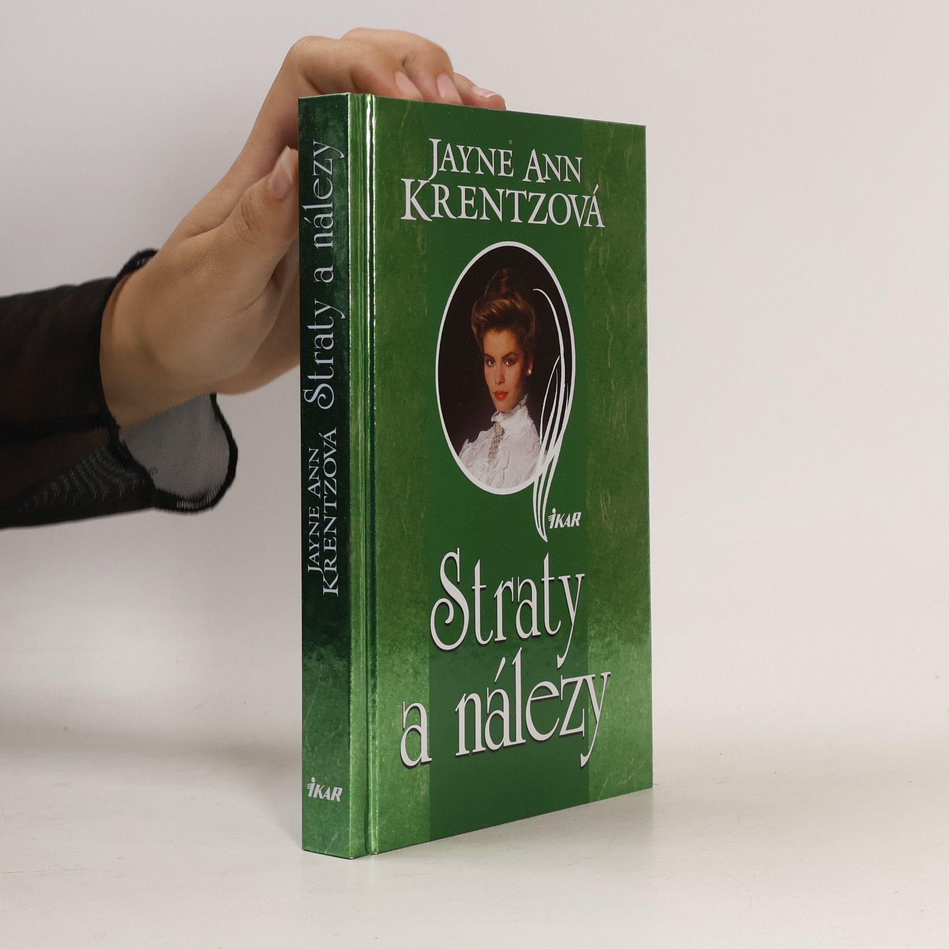 Straty a nálezy