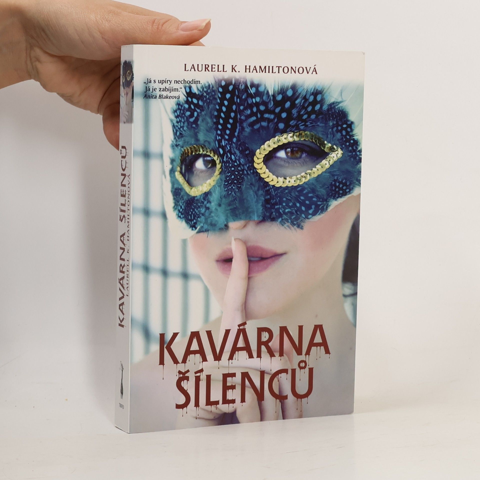 Laurell Kaye Hamilton Kavárna šílenců
