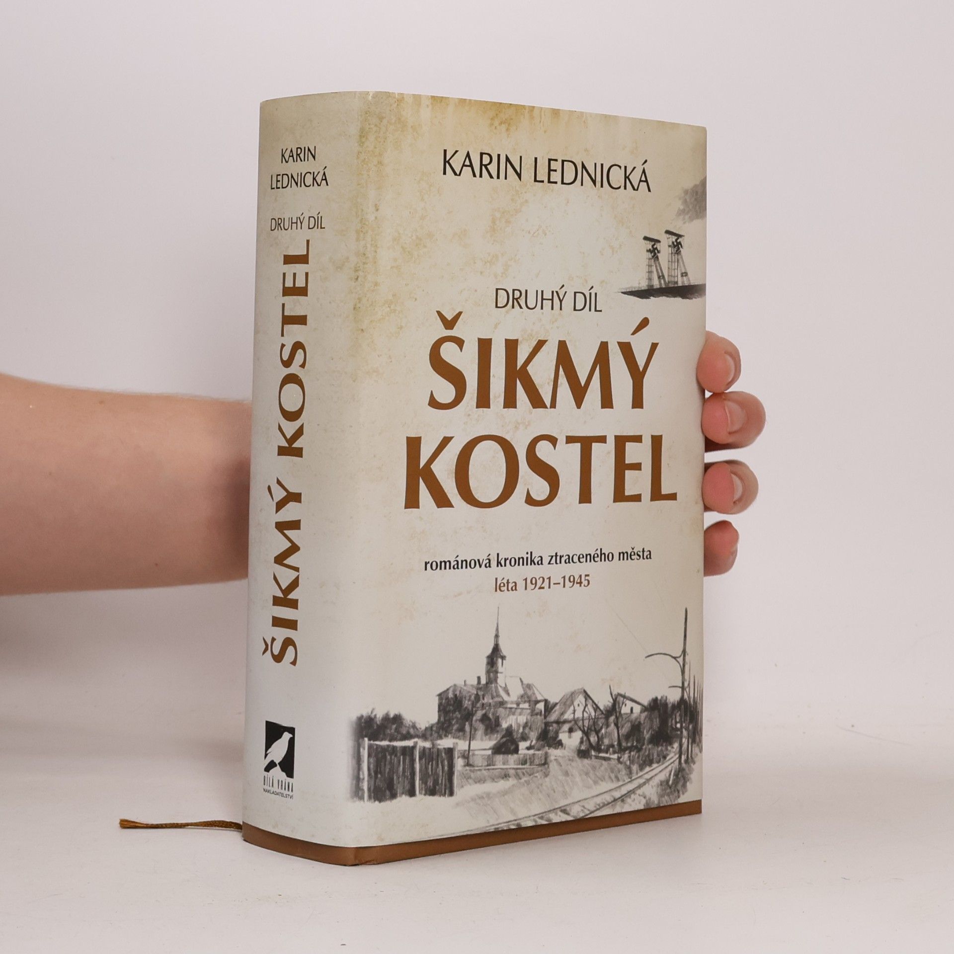 Karin Lednická Šikmý kostel 2