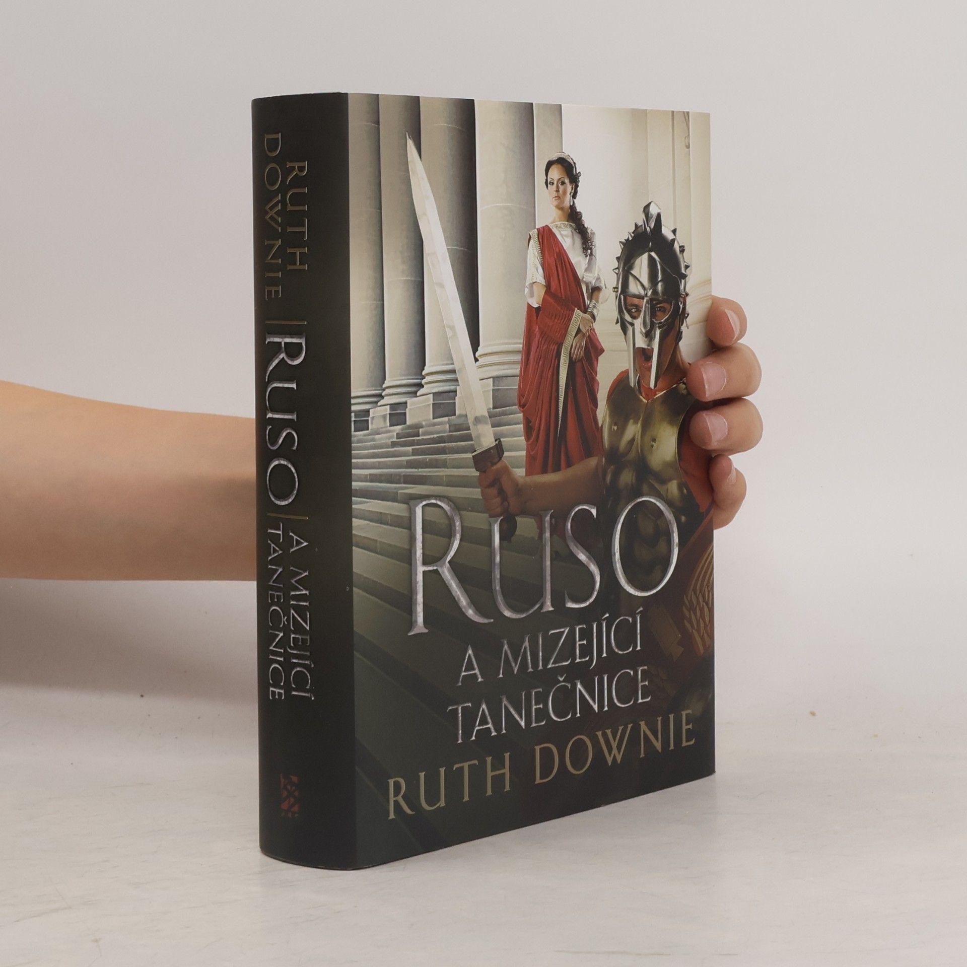 Ruth Downie Ruso a mizející tanečnice