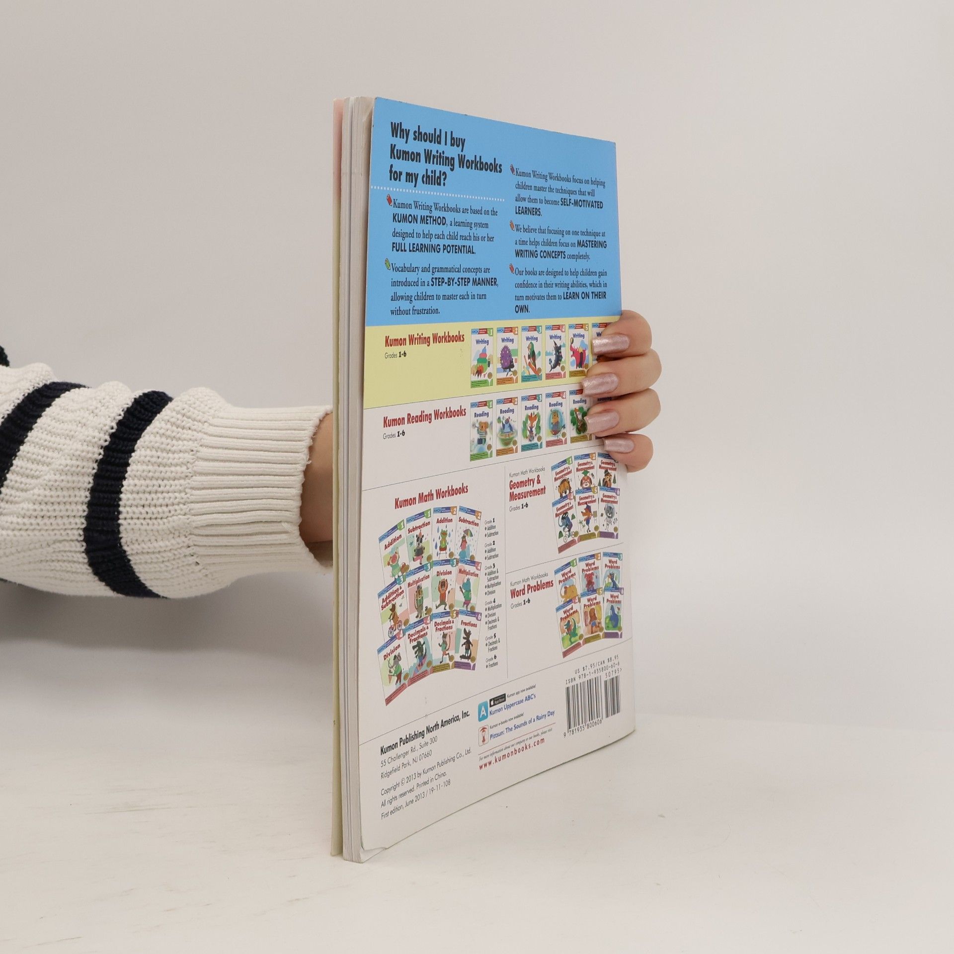 Kumon Writing Workbooks - 4: Grade 4 Writing