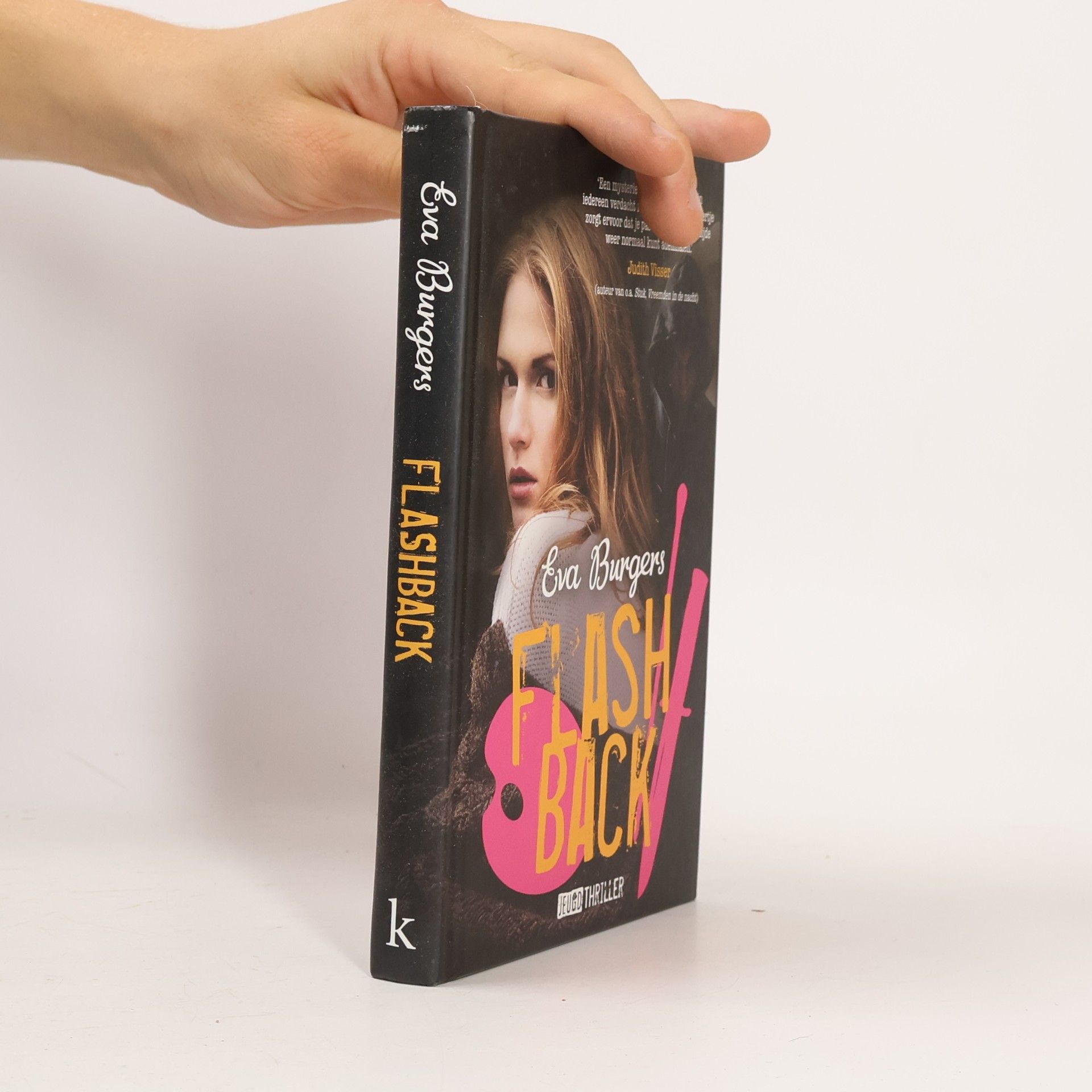 Burgers, Eva Kluitman jeugdthrillers: Flashback