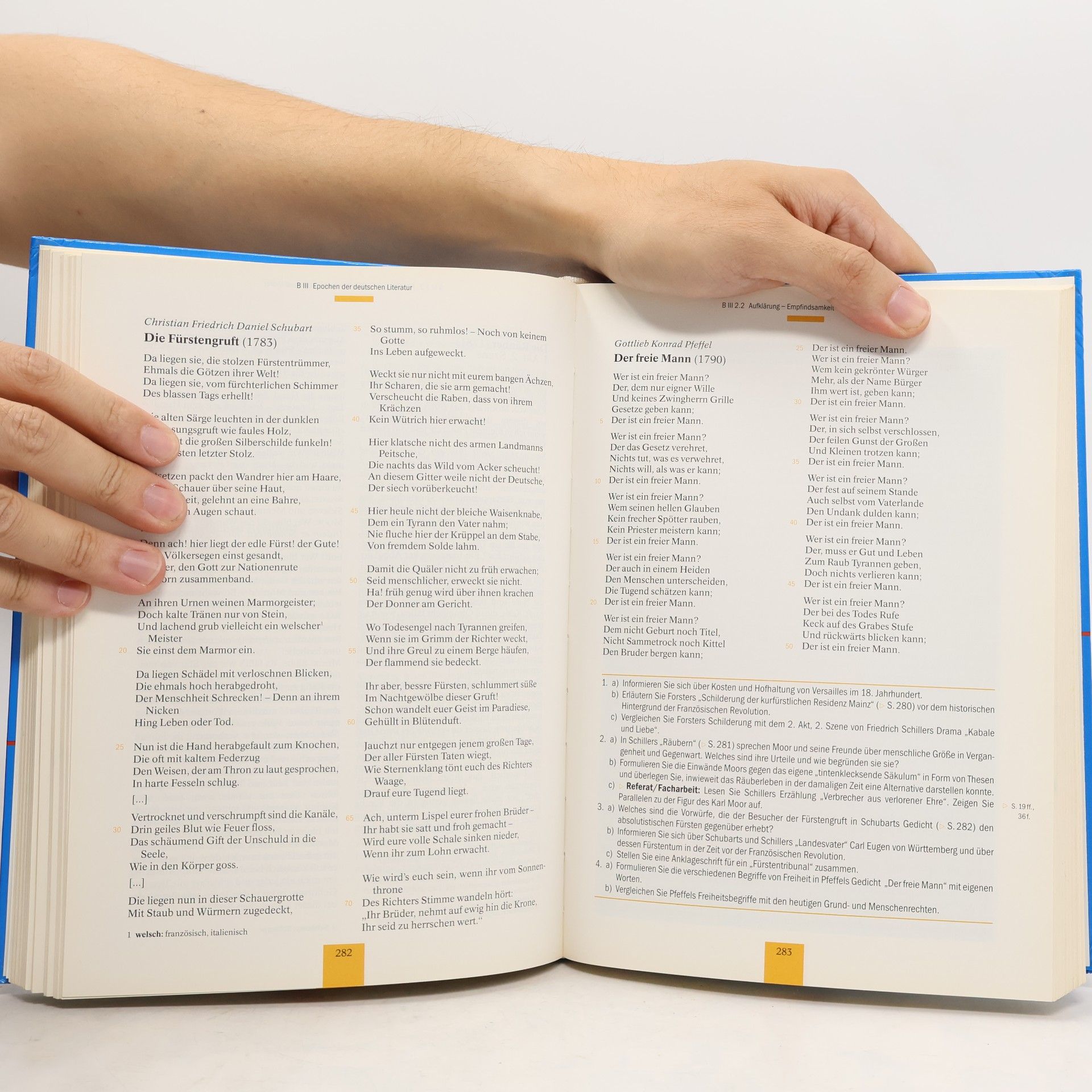 Collectif d'auteurs Texte, Themen und Strukturen