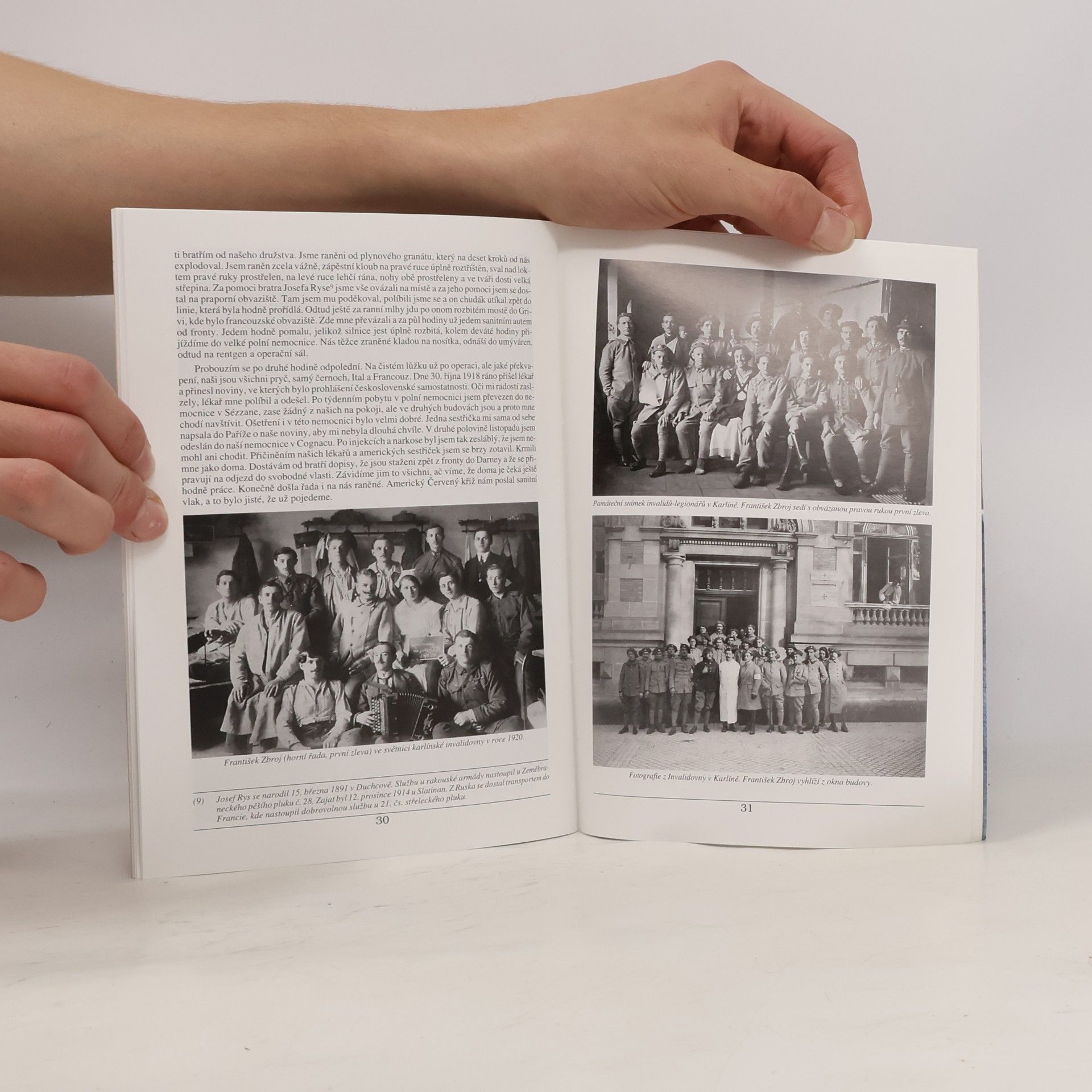 Collectif d'auteurs V pekle zákopové války