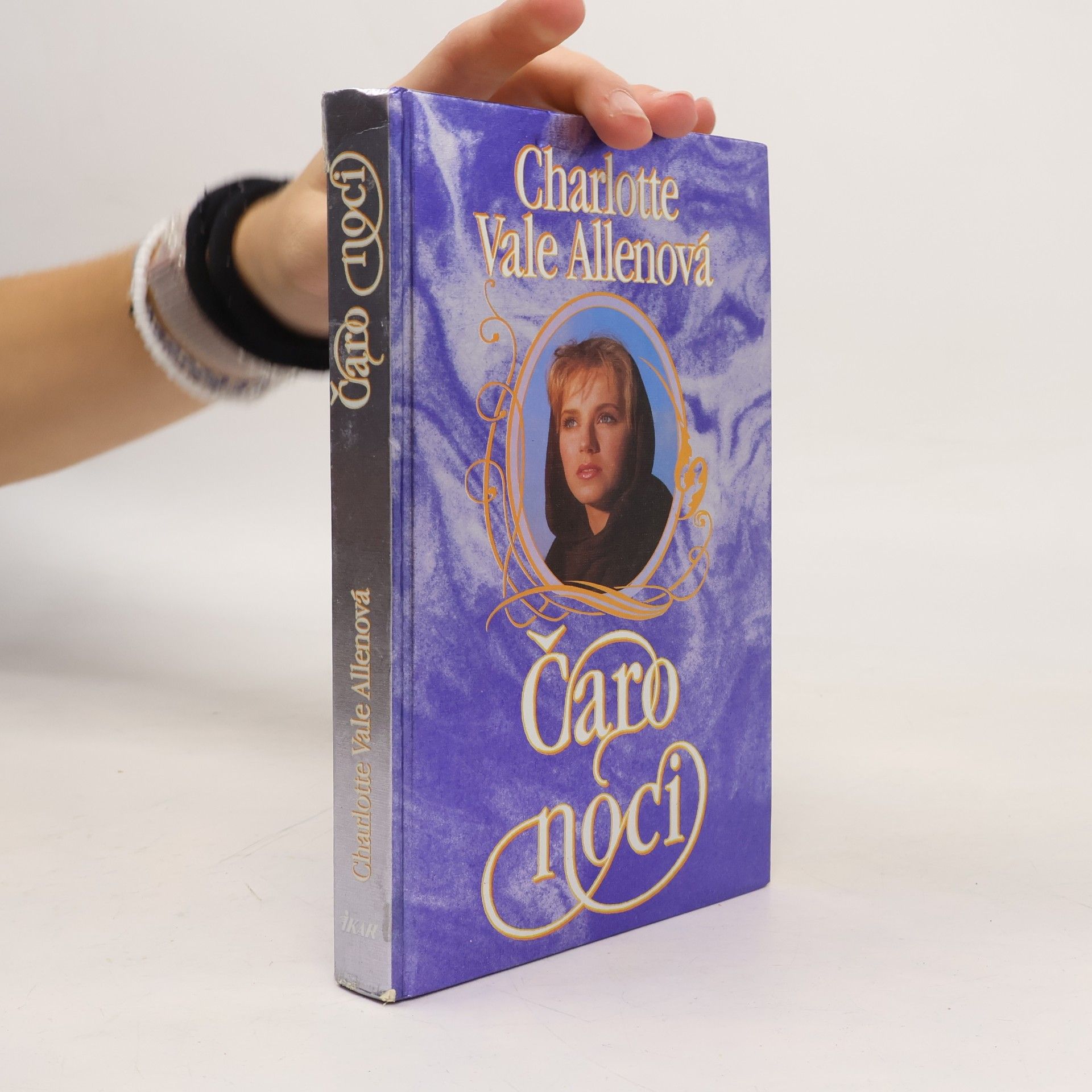 Charlotte Vale Allen Čaro noci