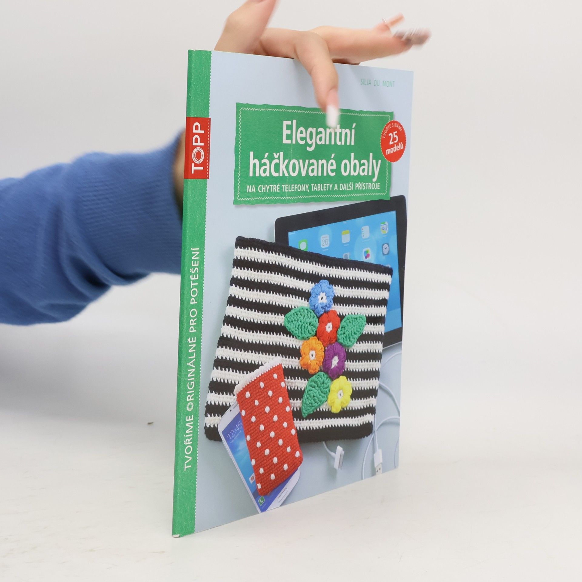 Elegantní háčkované obaly na chytré telefony, tablety a další přístroje