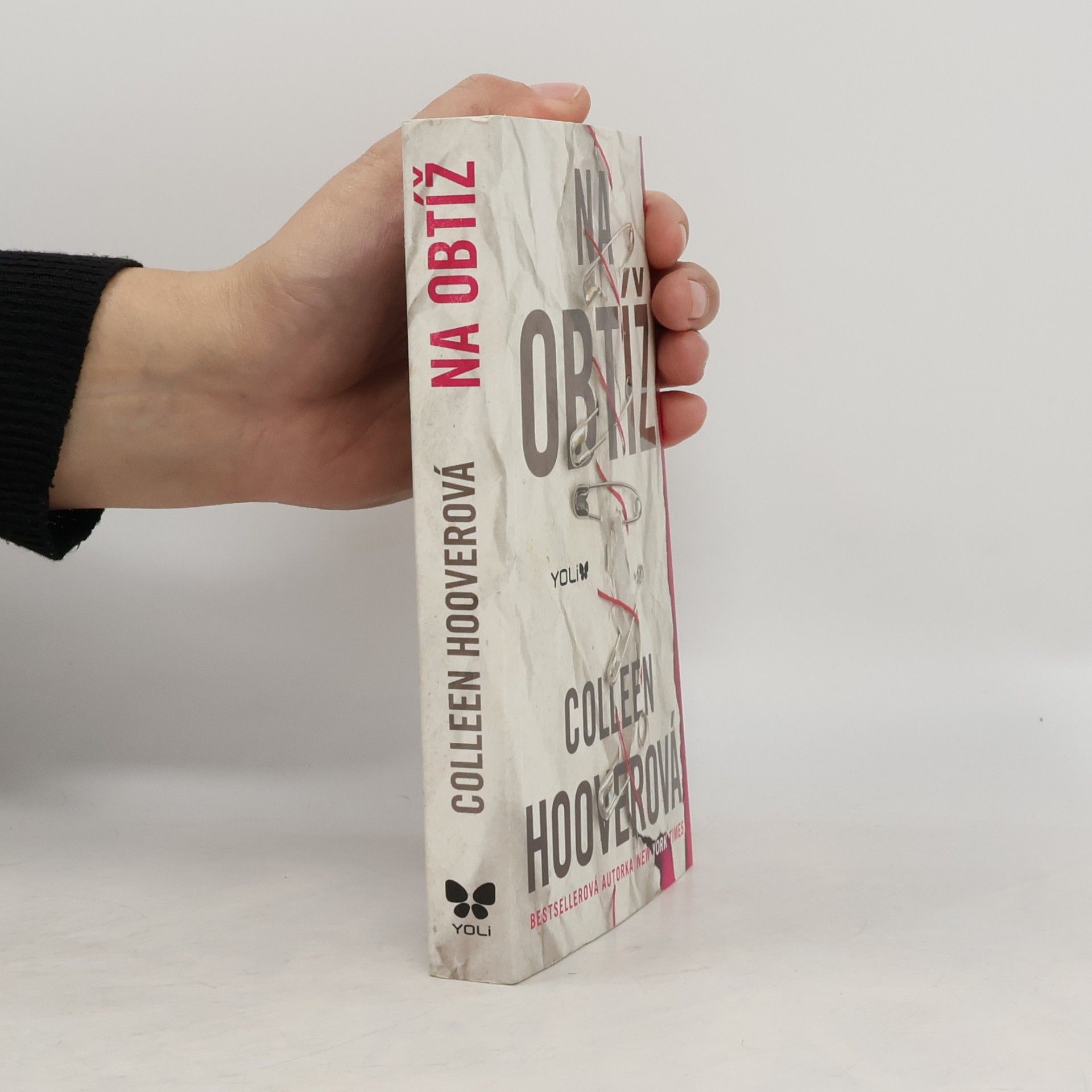 Colleen Hoover Na obtíž