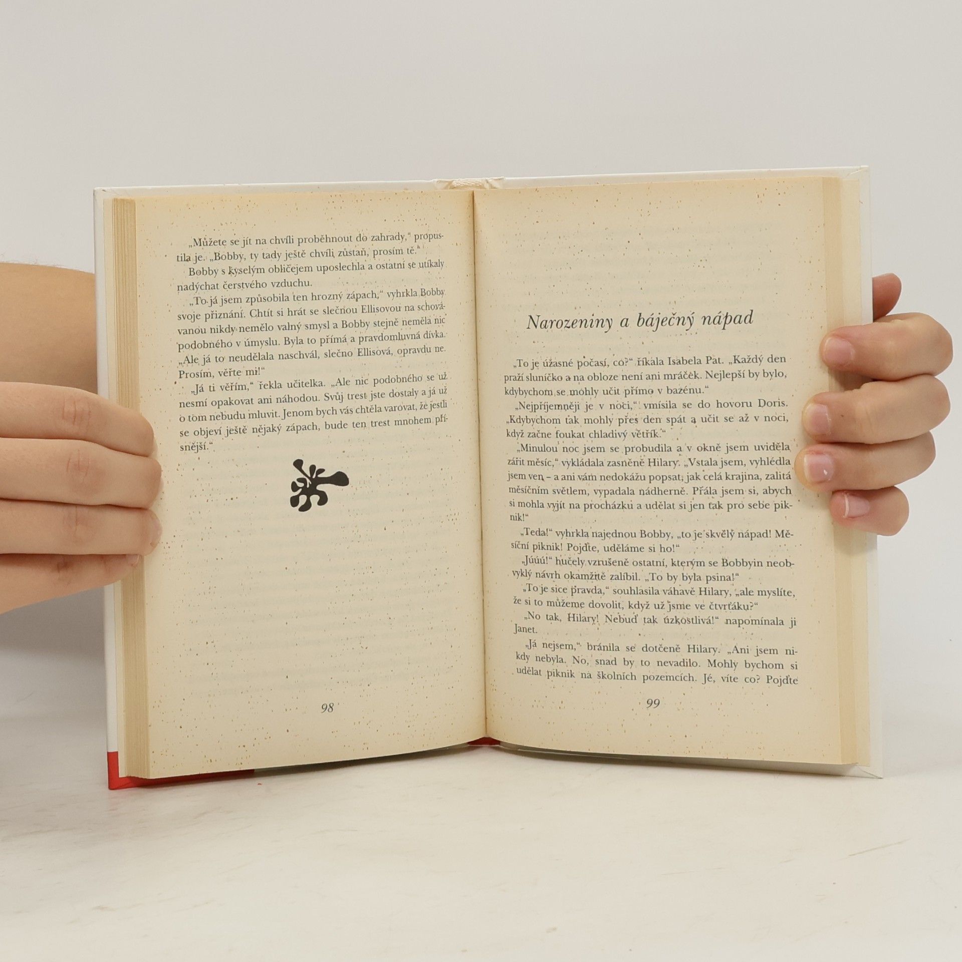 Enid Blyton Holky z internátu - Narozeniny