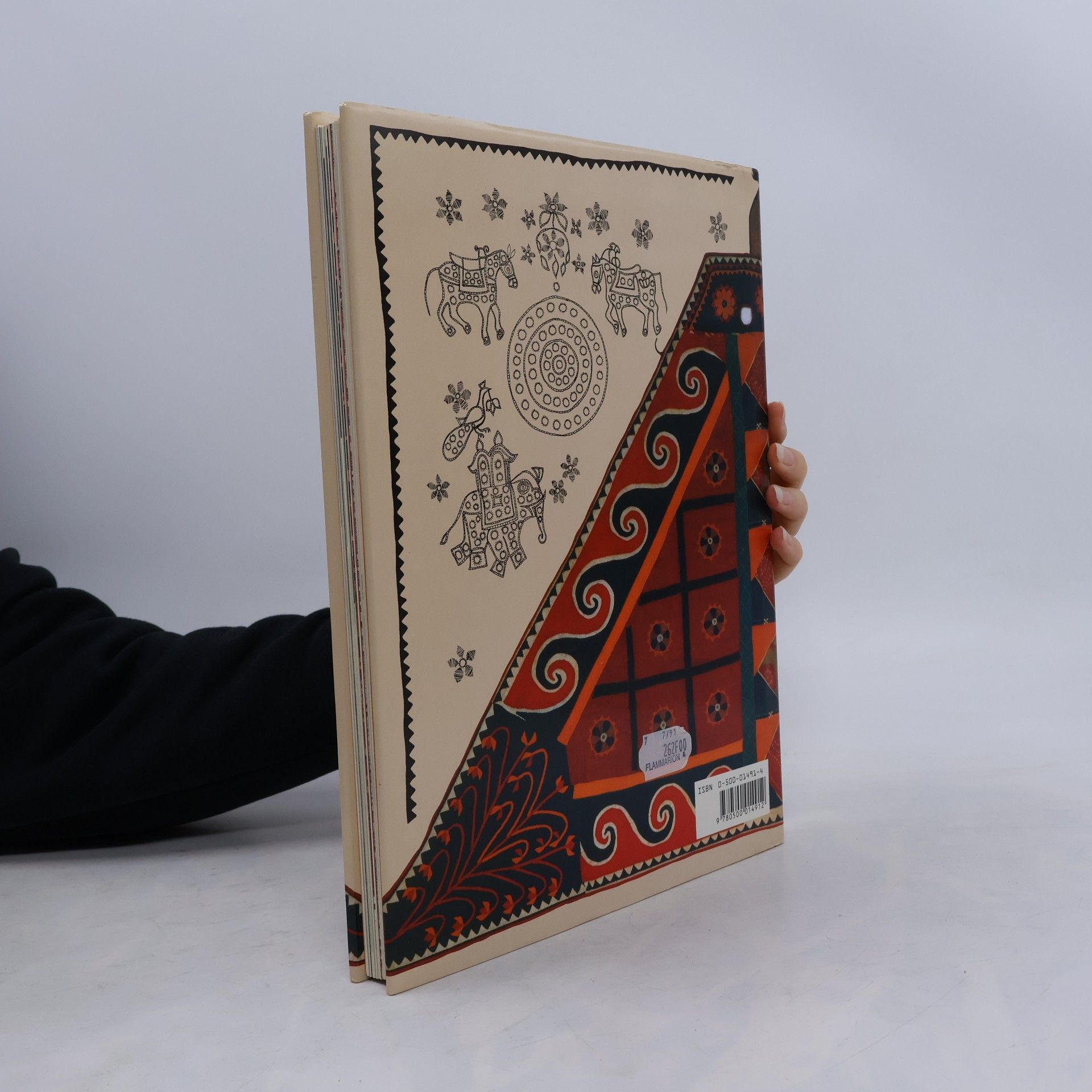 John Gillow Traditional Indian Textiles