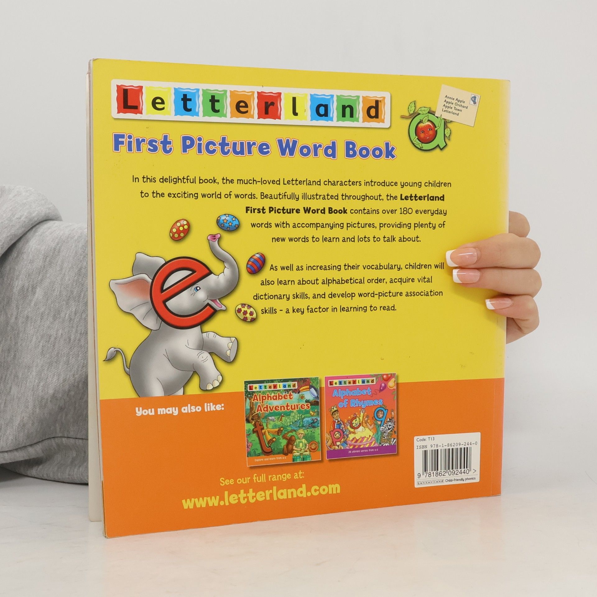 Lyn Wendon Letterland: First Picture Word Book