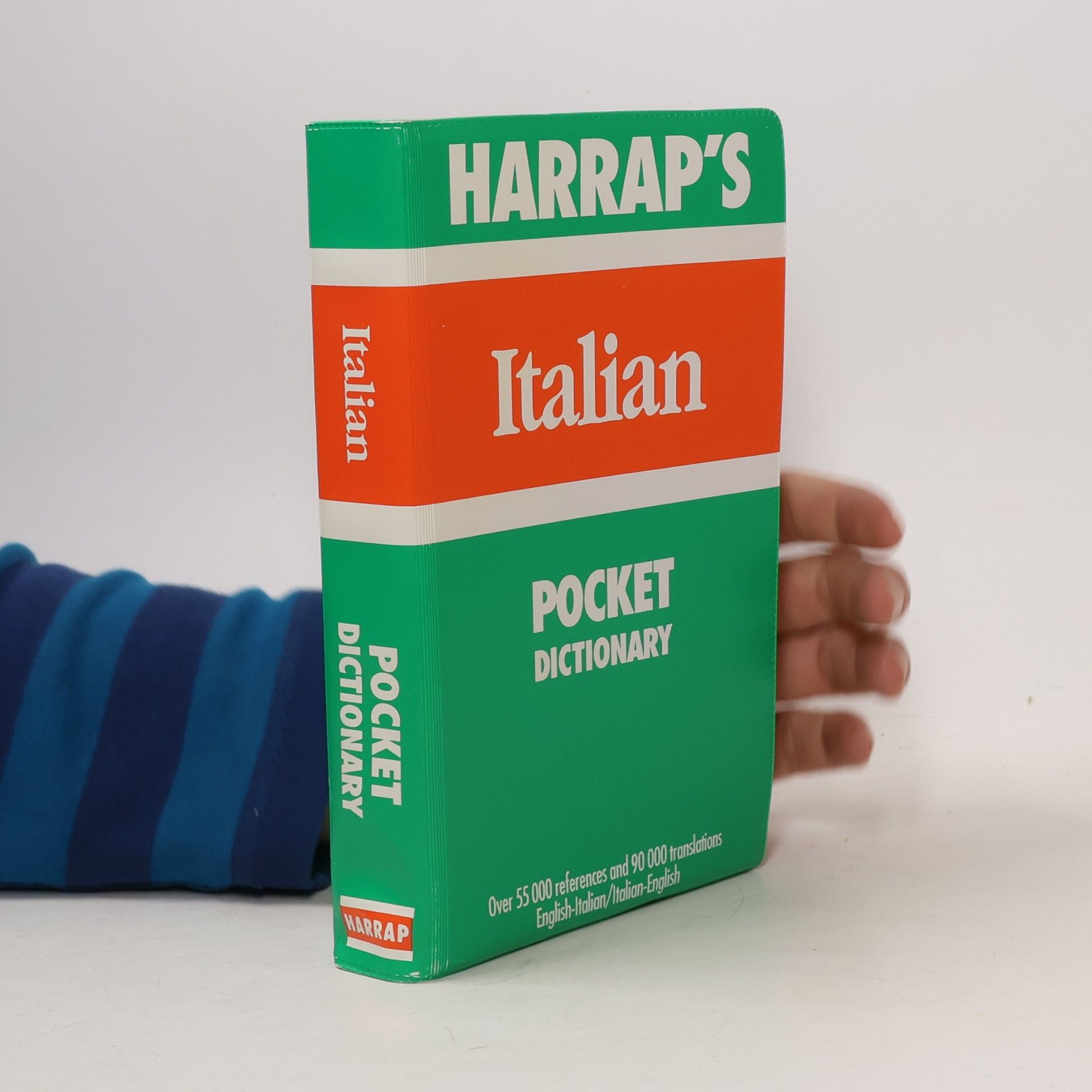 Harrap's Pocket English-Italian, Italian-English Dictionary: Over 55 000 References and 90 000 Translations
