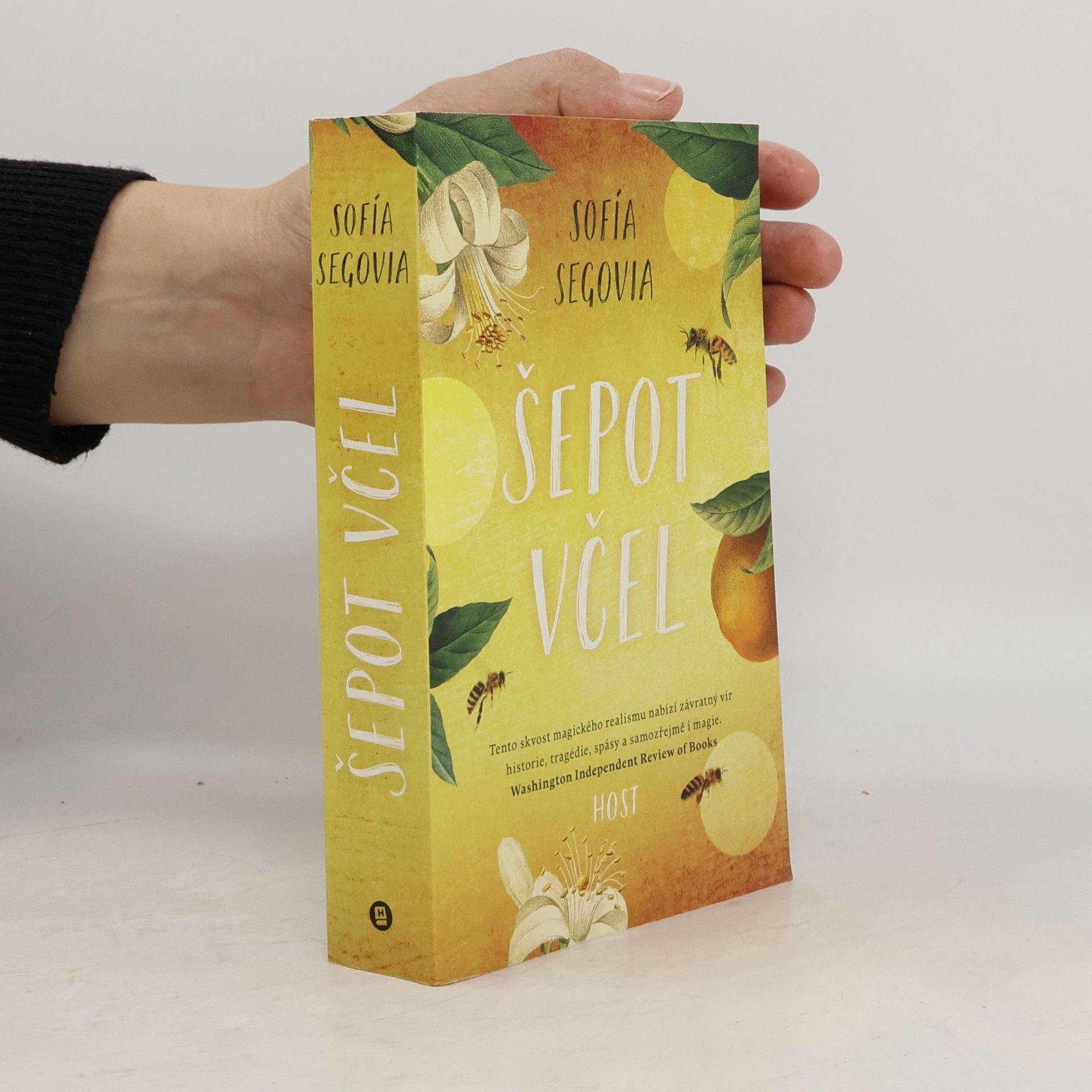 Sofía Segovia Šepot včel