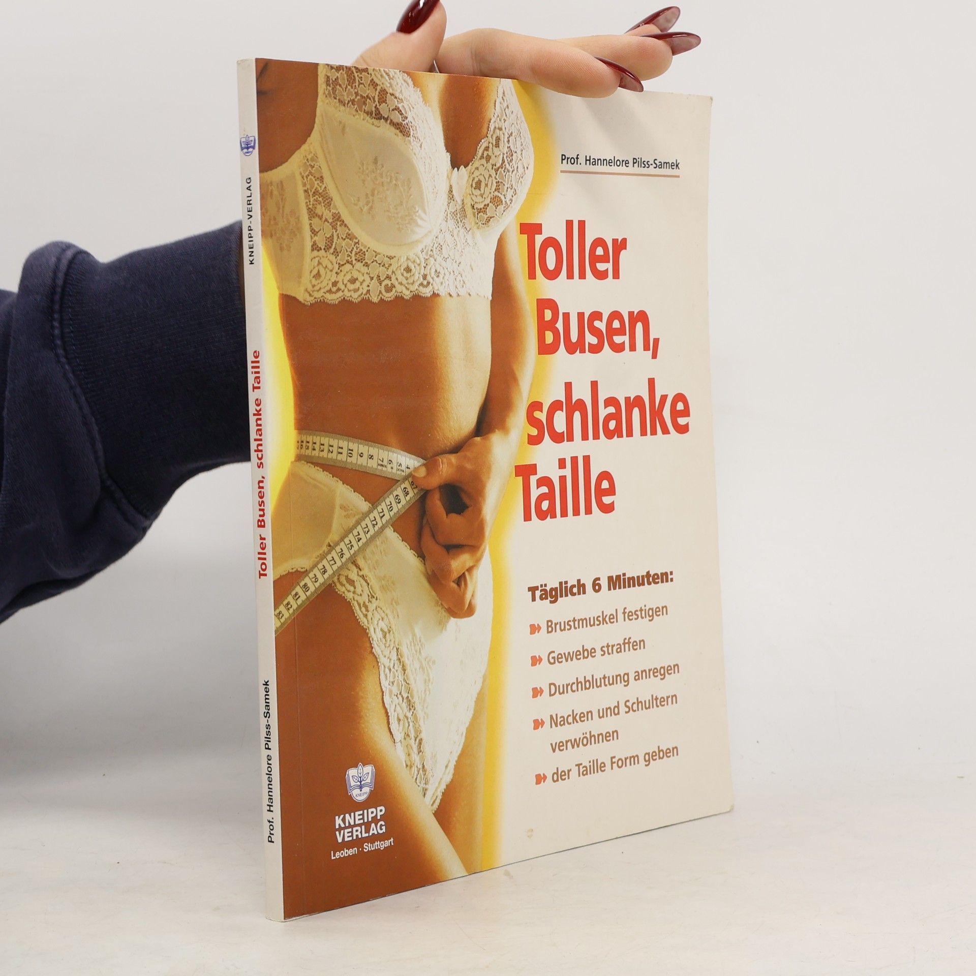 Toller Busen, schlanke Taille
