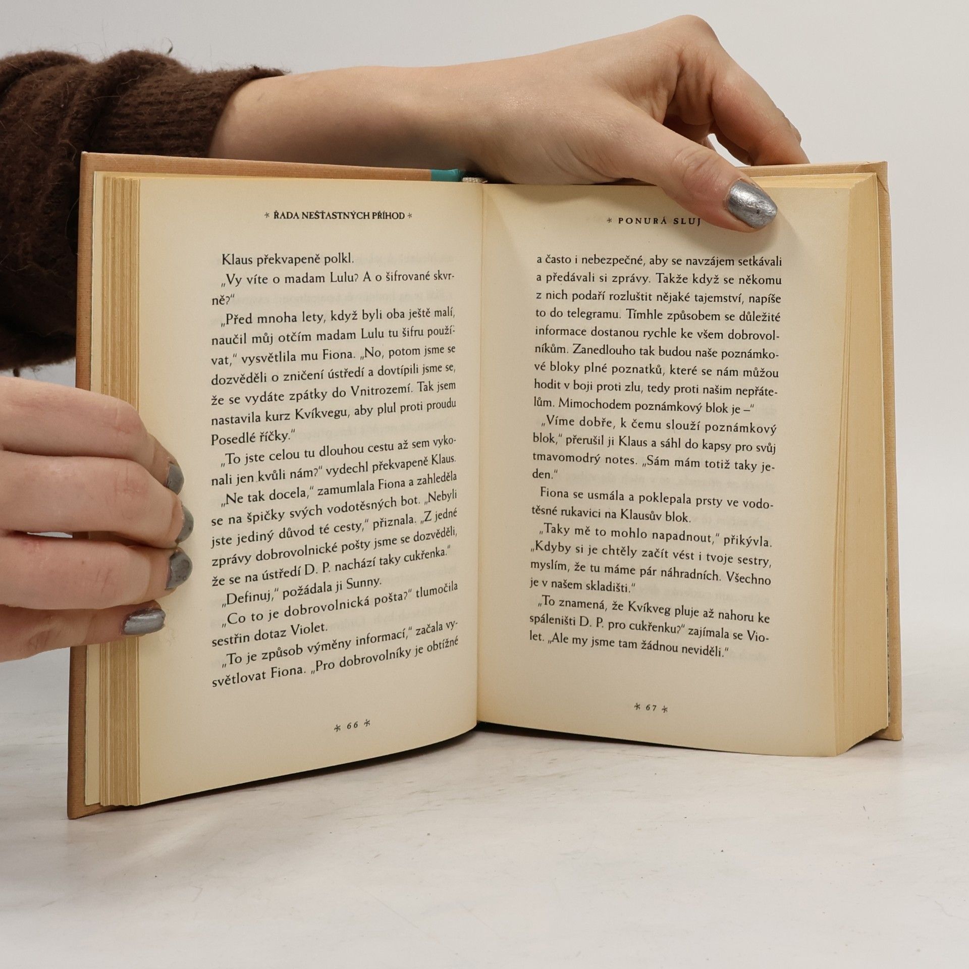 Lemony Snicket Řada nešťastných příhod 11. Ponurá sluj