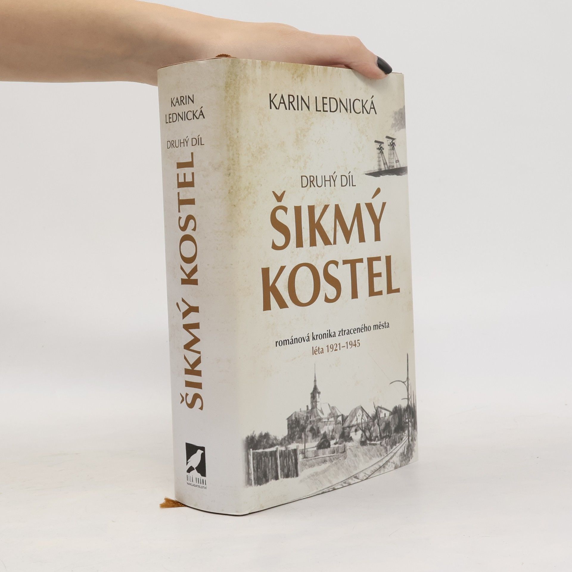 Karin Lednická Šikmý kostel 2