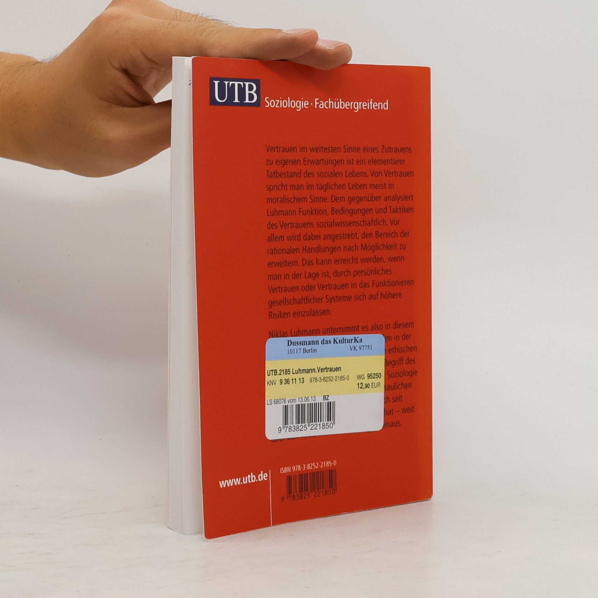 Niklas Luhmann UTB - 2185: Vertrauen. Ein Mechanismus der Reduktion sozialer Komplexität