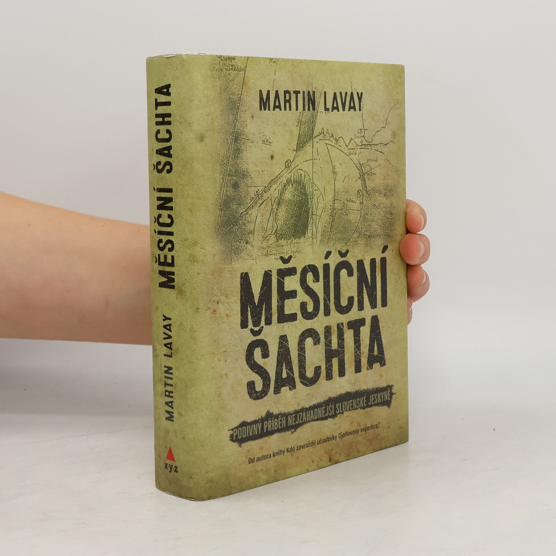 Martin Lavay Měsíční šachta