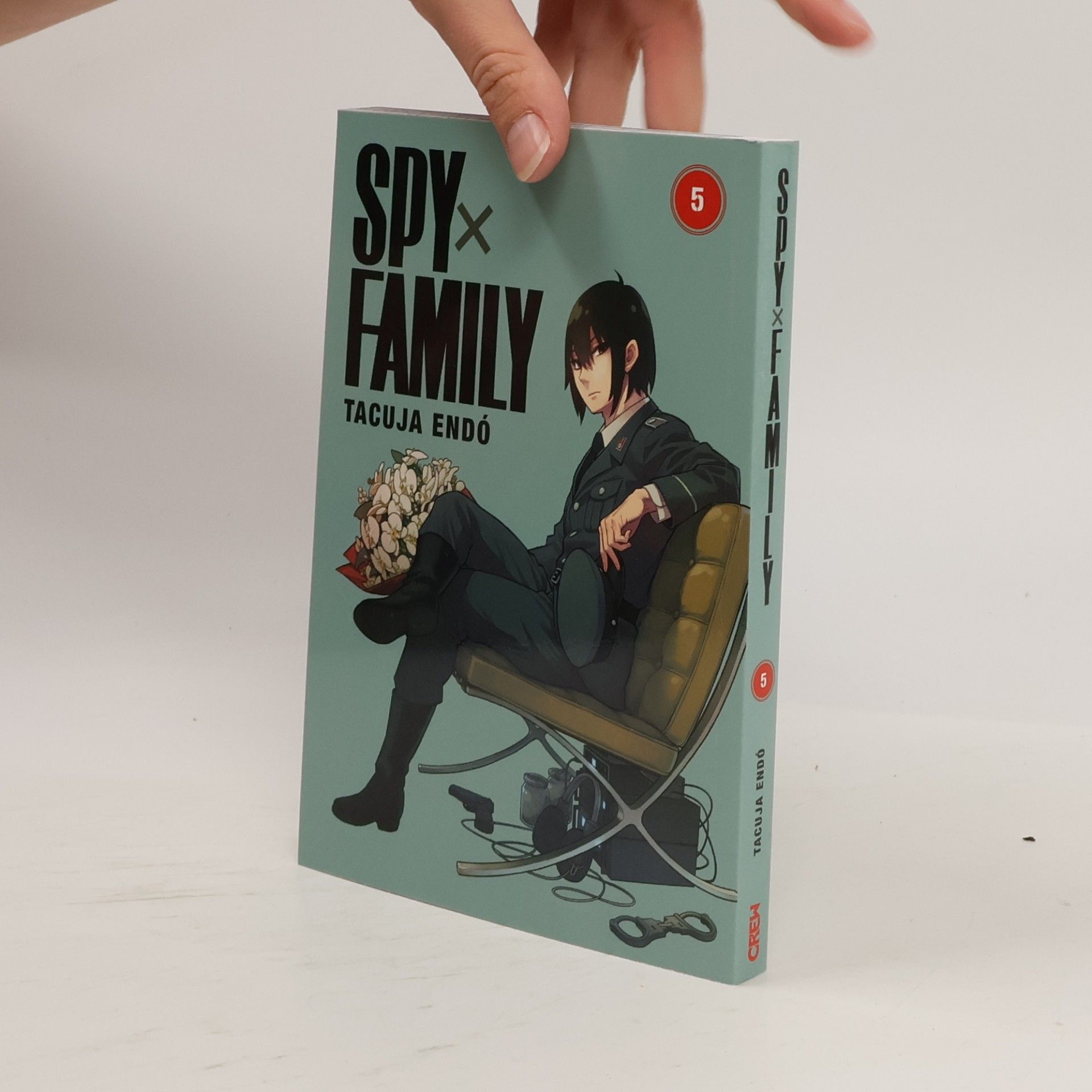 Tacuja Endó Spy x Family 5