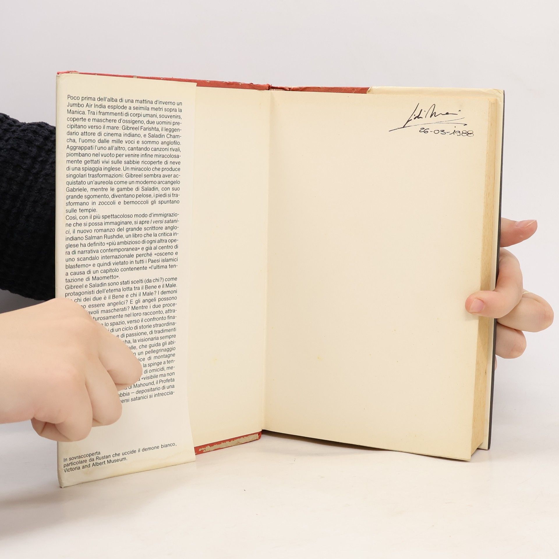 Salman Rushdie I versi satanici