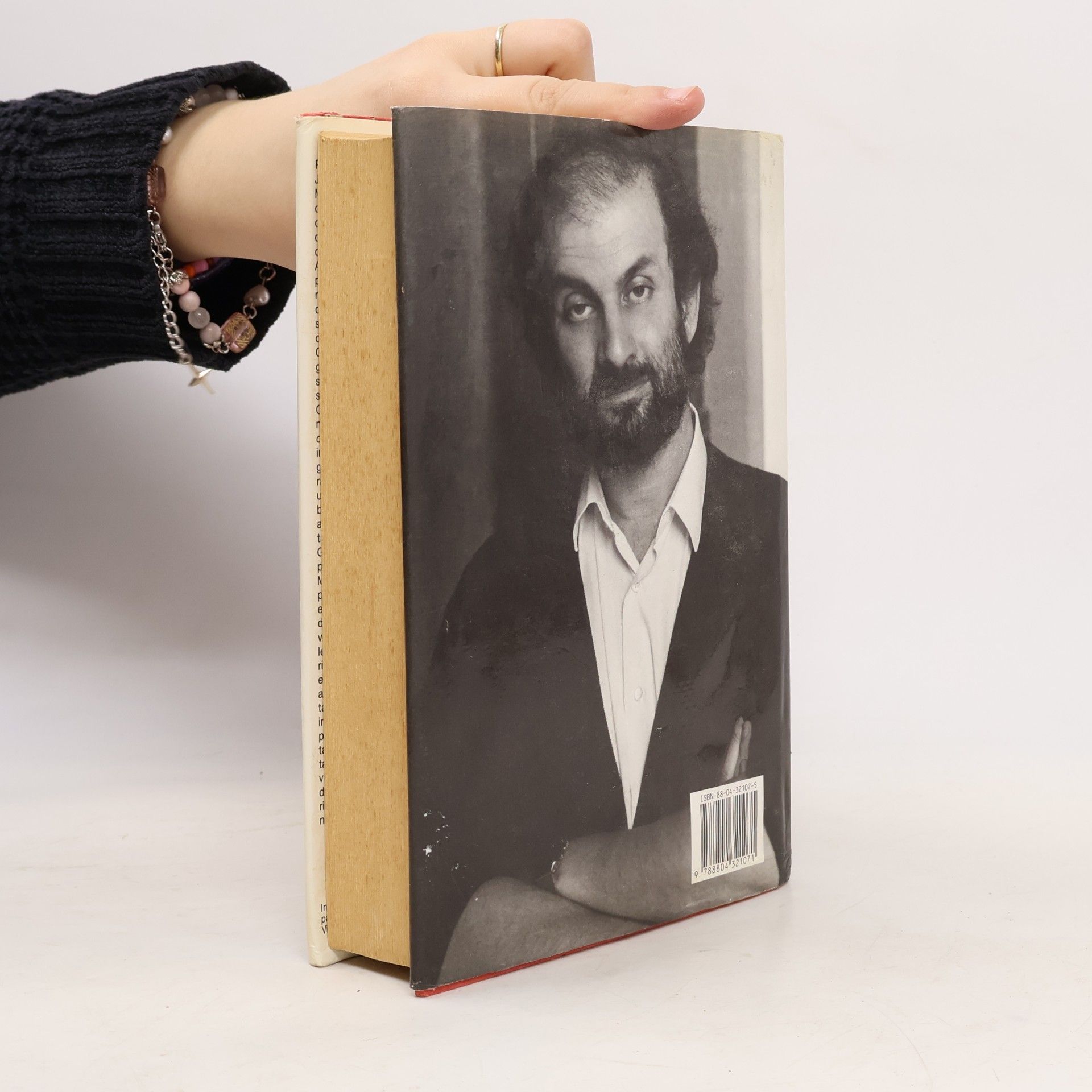 Salman Rushdie I versi satanici