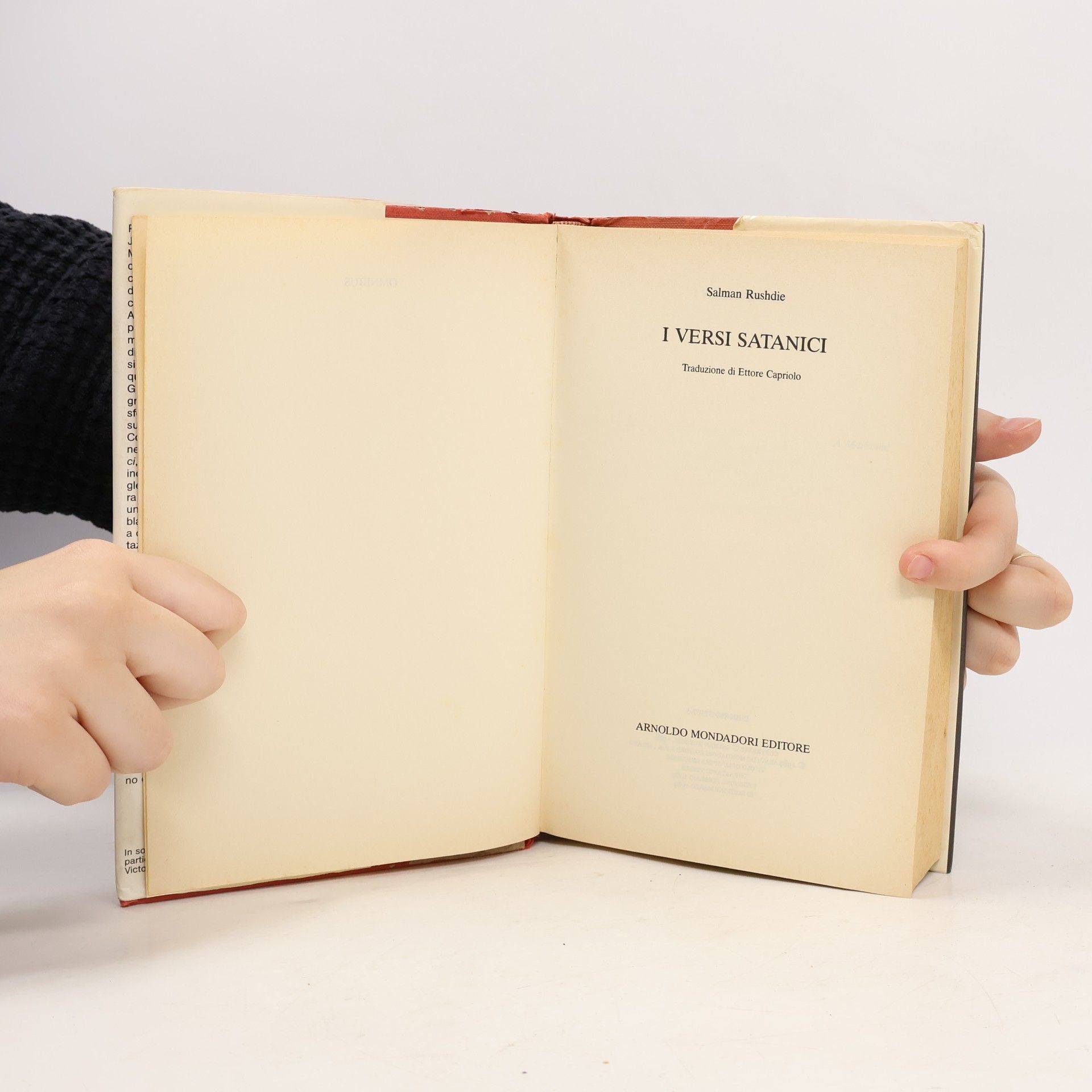 Salman Rushdie I versi satanici