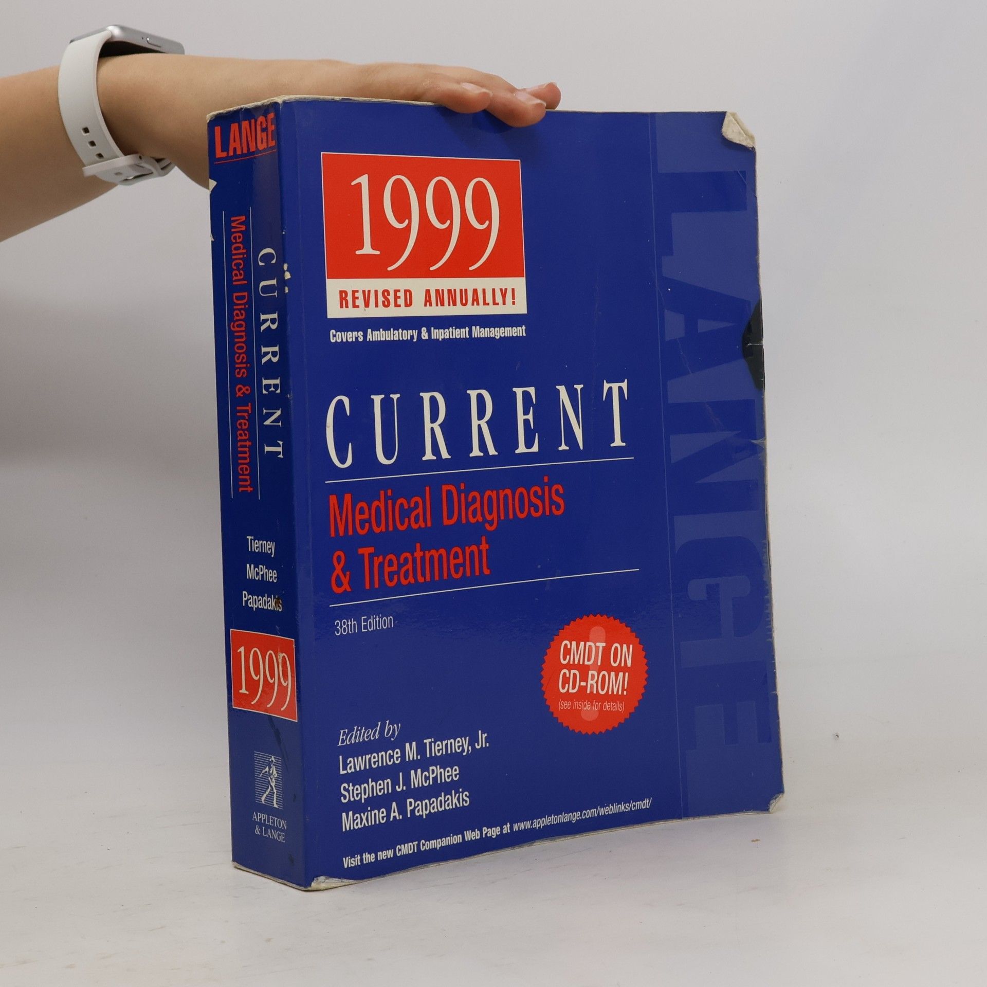 Maxine A. Papadakis Current Medical Diagnosis & Treatment 1999 - 38th Edition