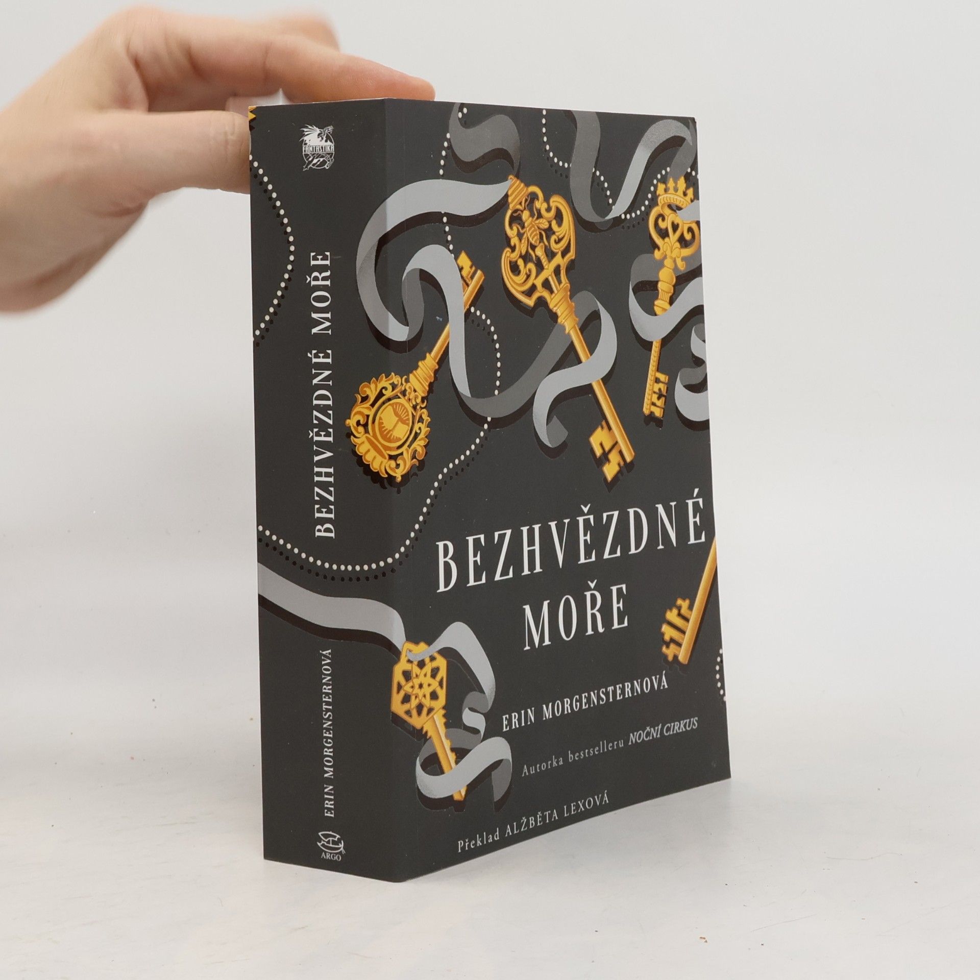 Erin Morgenstern Bezhvězdné moře