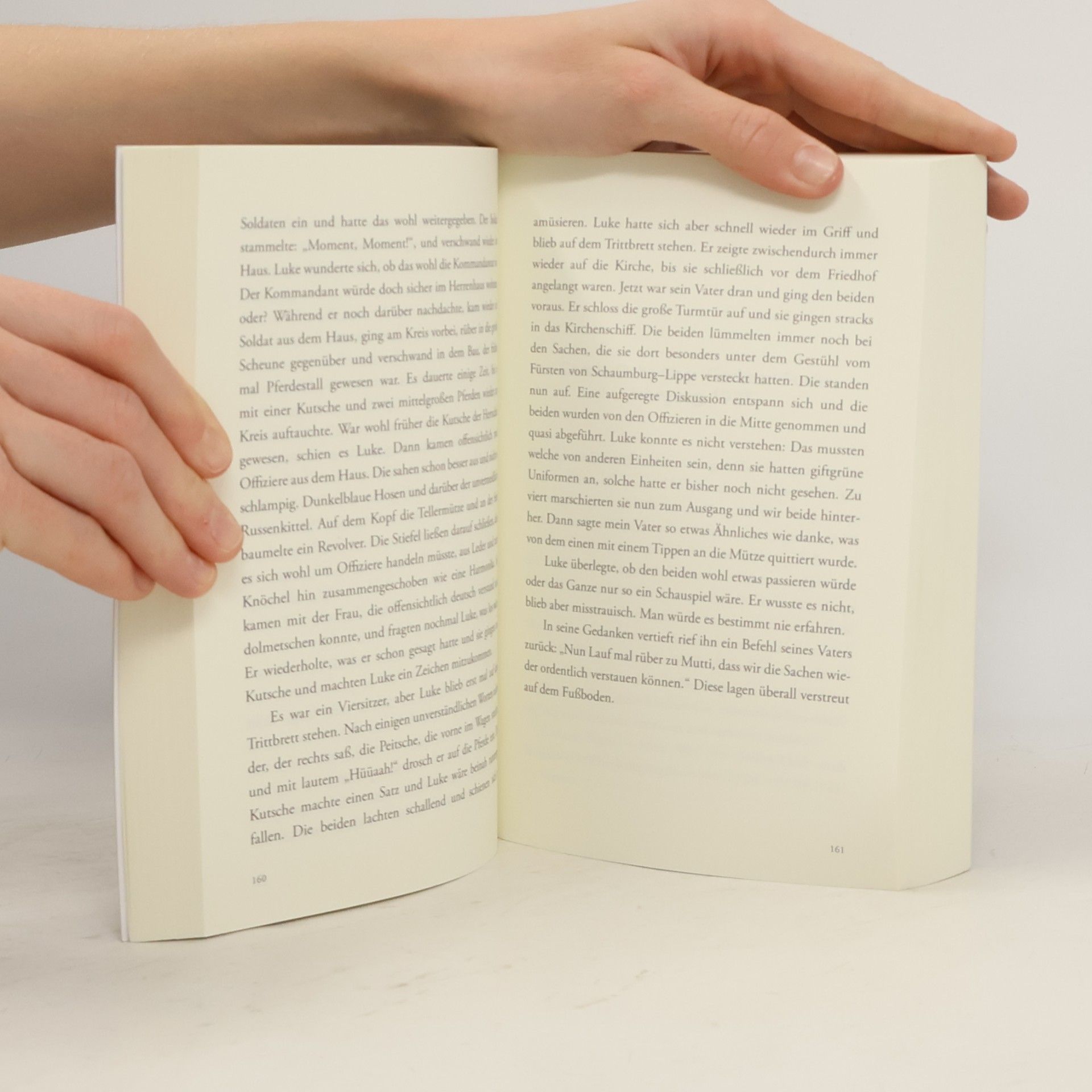 Moritz Hoffmann Untold Stories